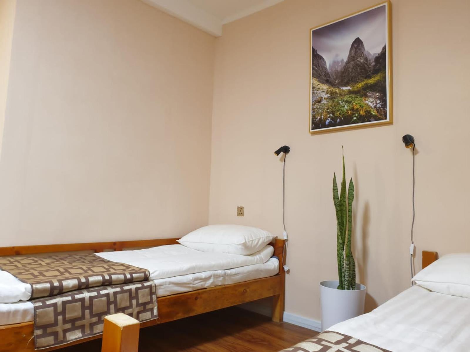 Single Bed In Mixed Dormitory Room photo 2
