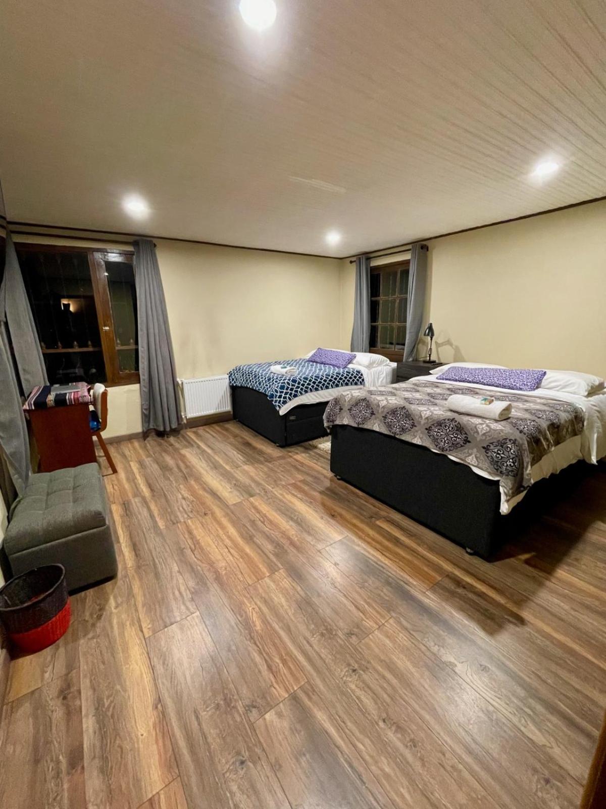Mixed Dormitory Room