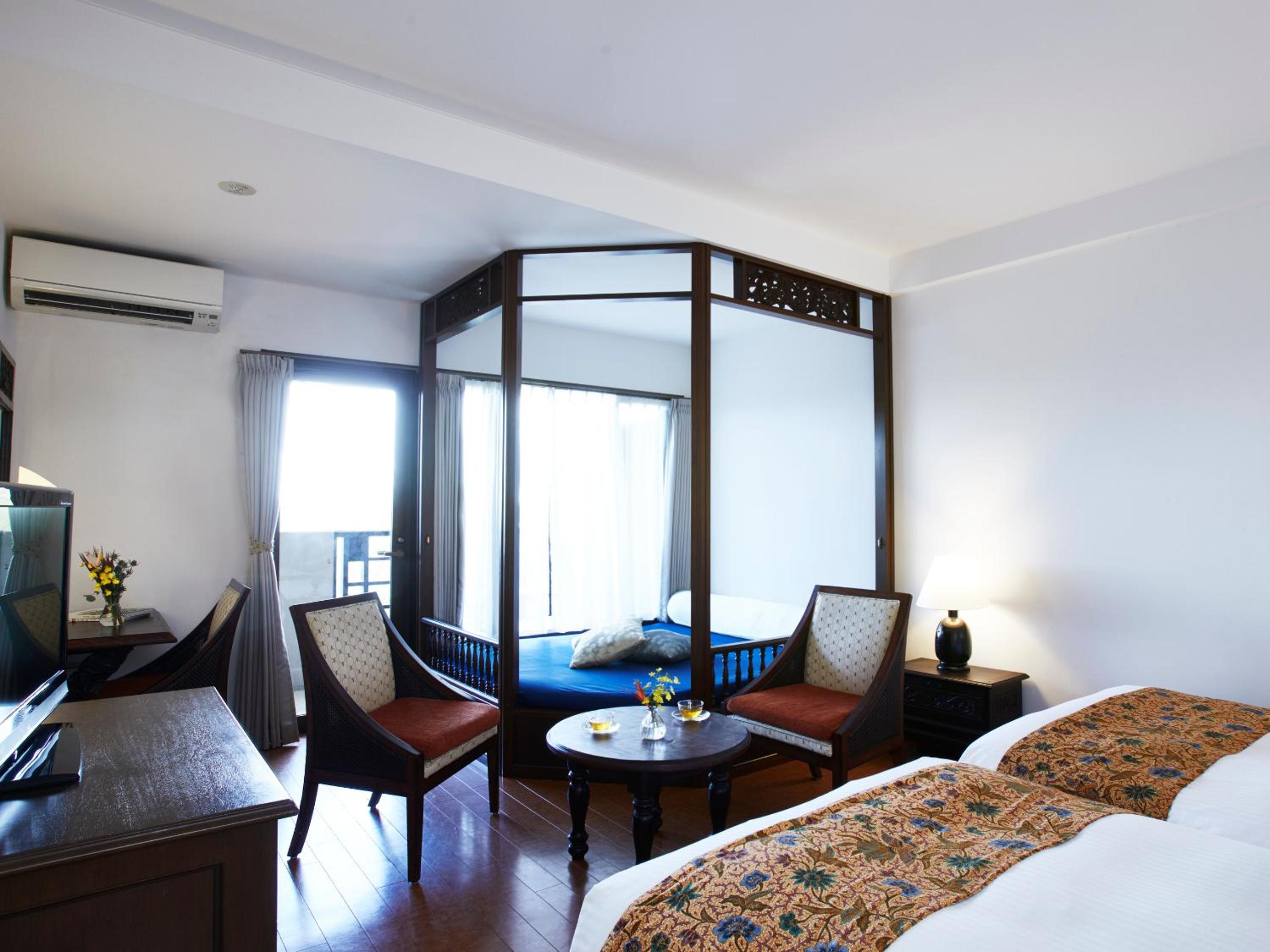 Superior Twin Room - Top Floor photo 1