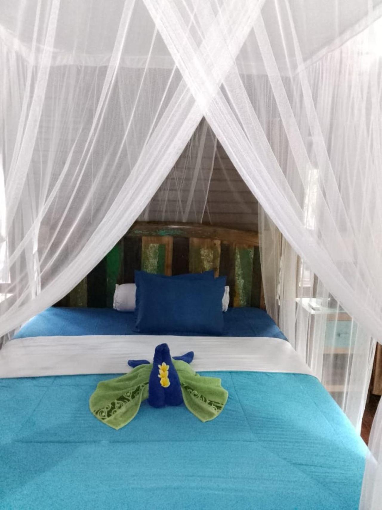 Double Room - Photo 11