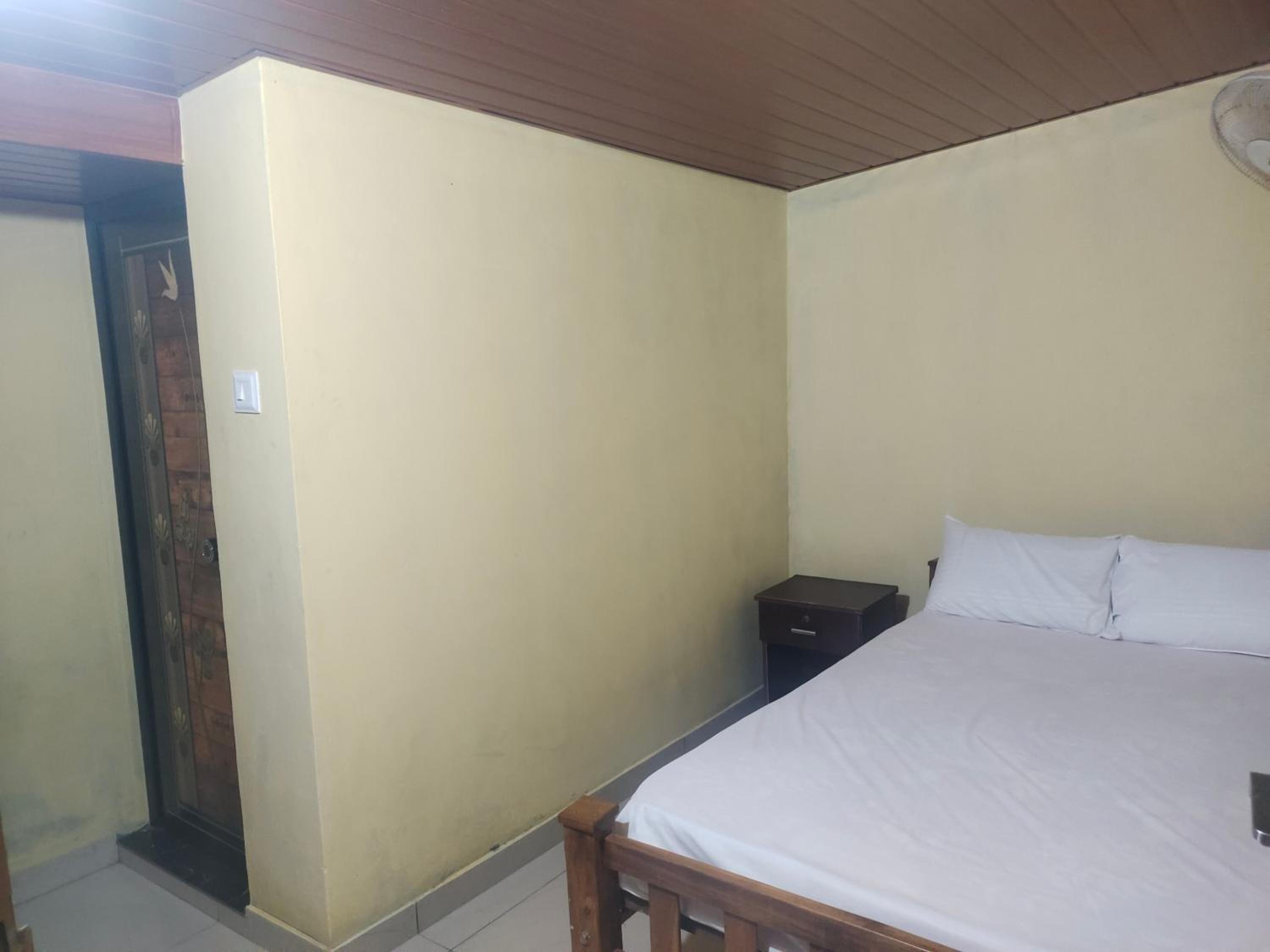 Budget Double Room photo 1
