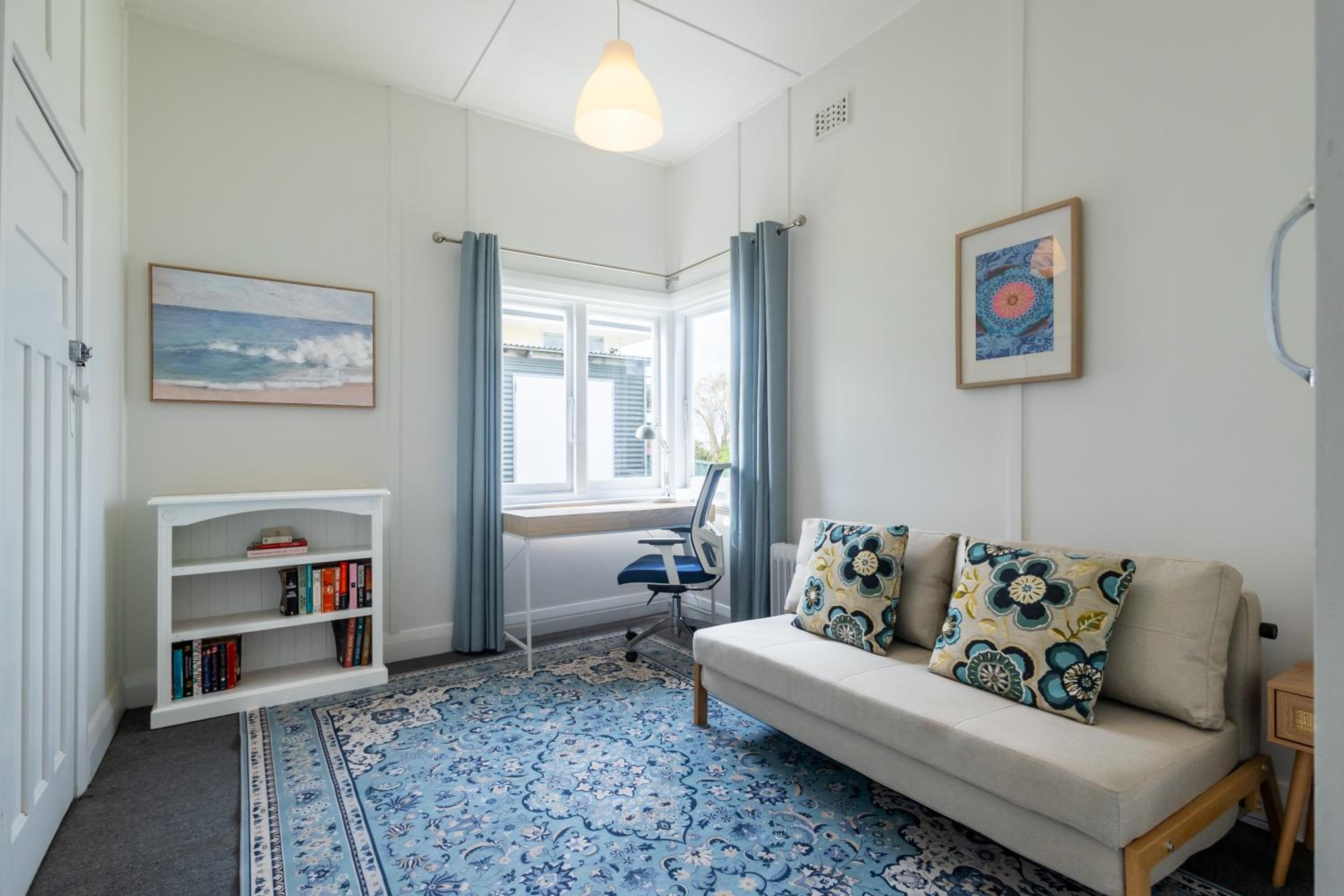 Two-Bedroom House photo 2