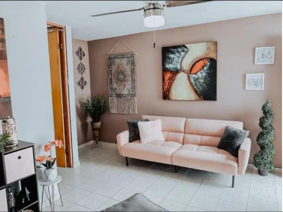 One-Bedroom Apartment with Terrace photo 1