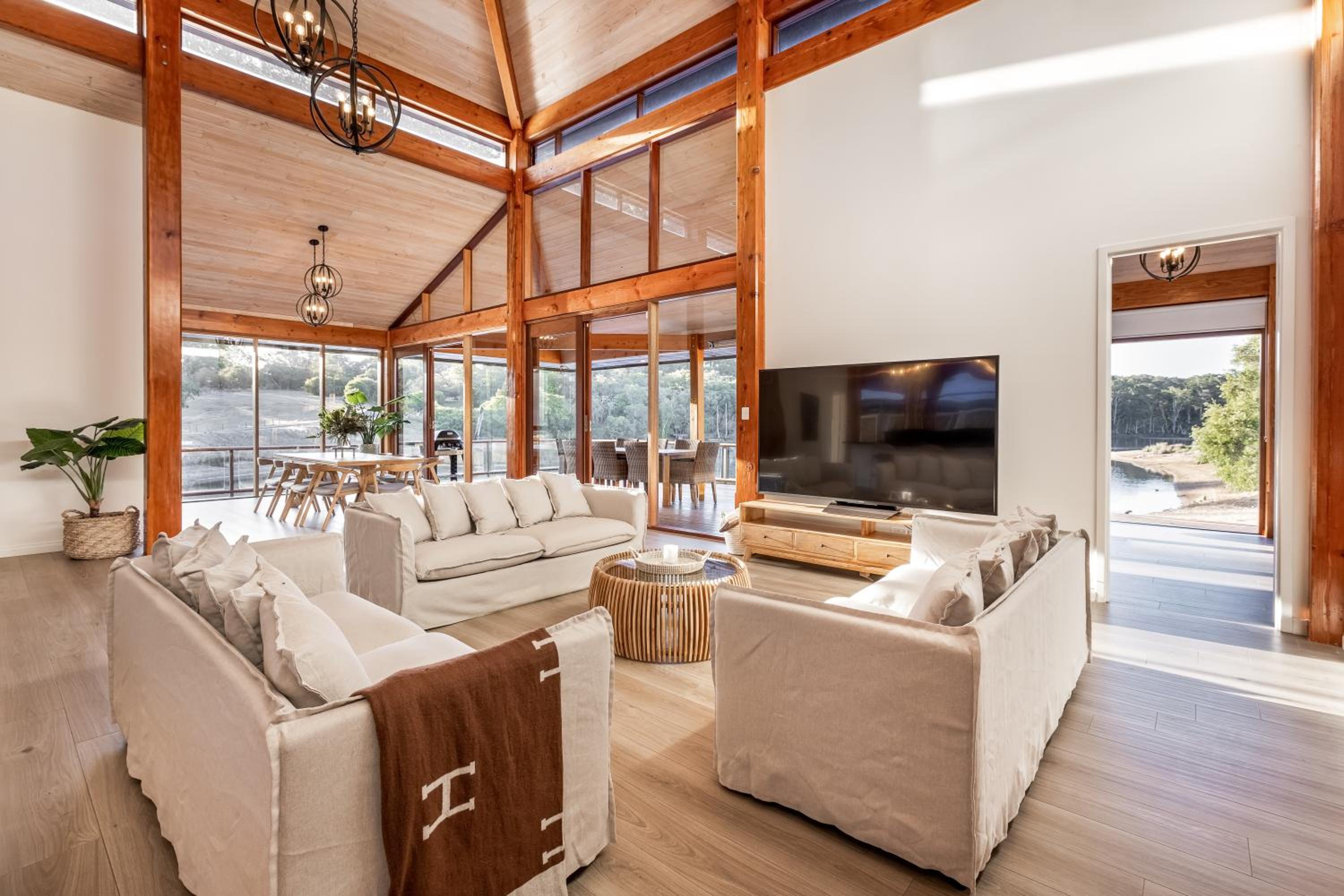 Four-Bedroom House photo 1