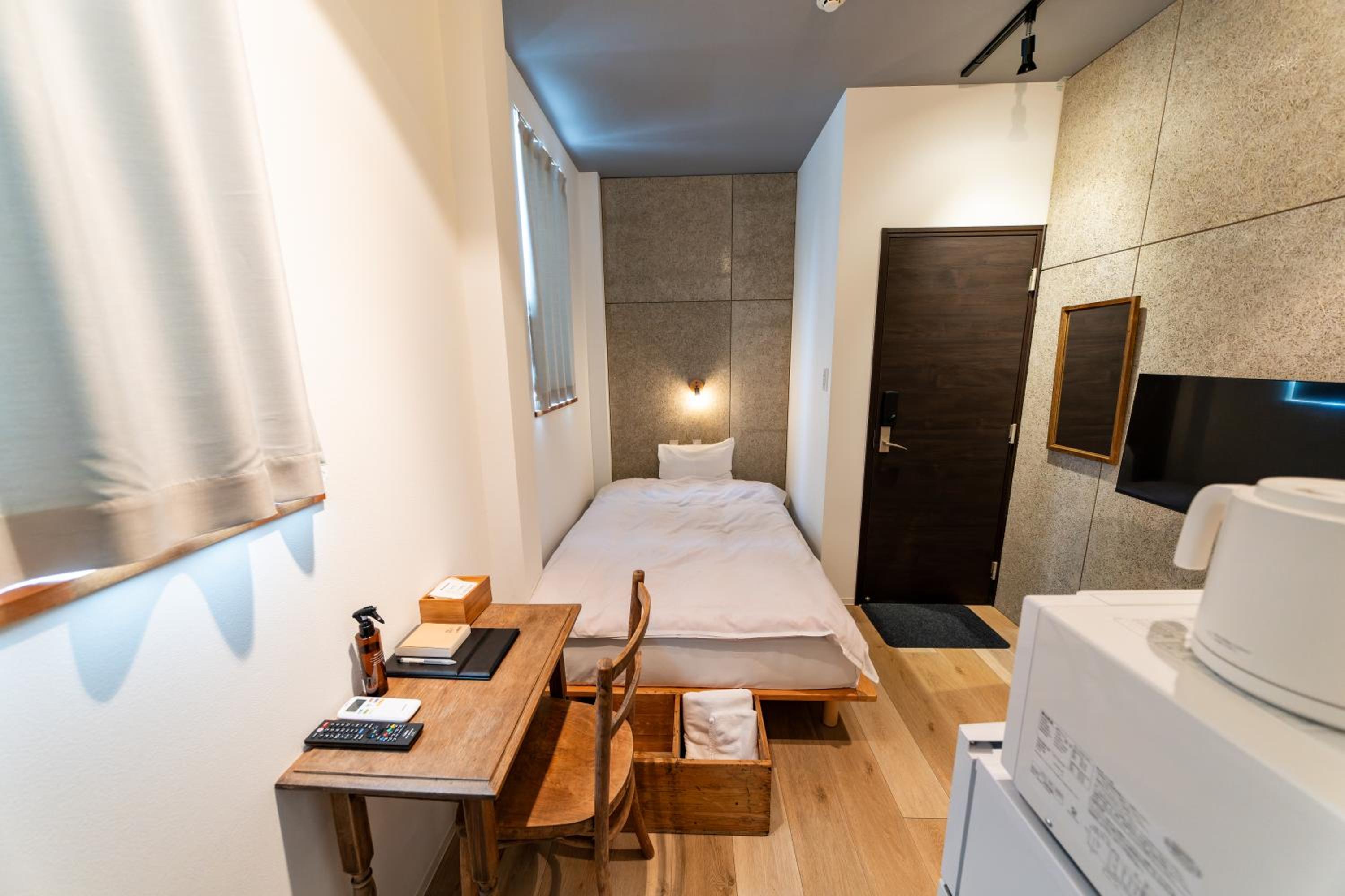 Standard Single Room with Shower photo 1