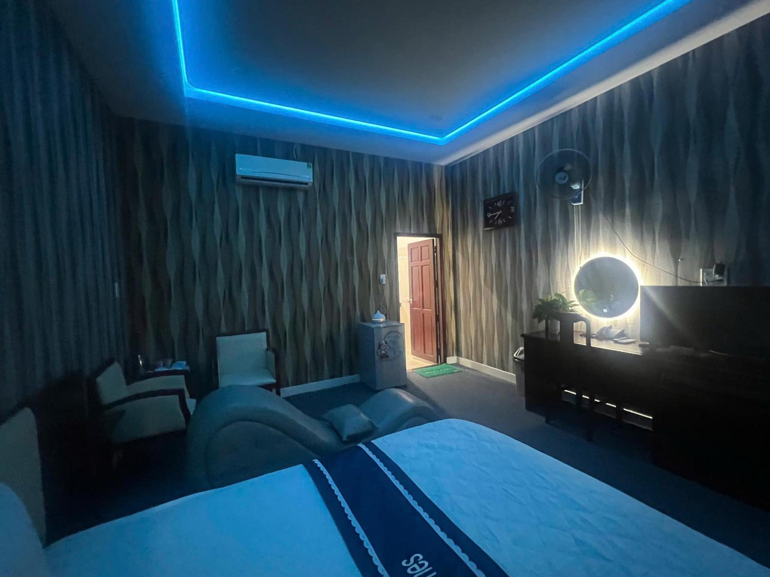 Deluxe Double Room - Photo 10