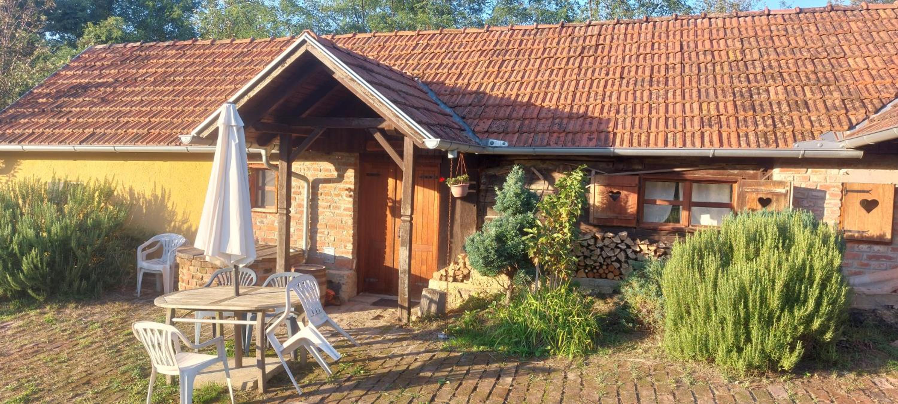 Two-Bedroom House photo 3