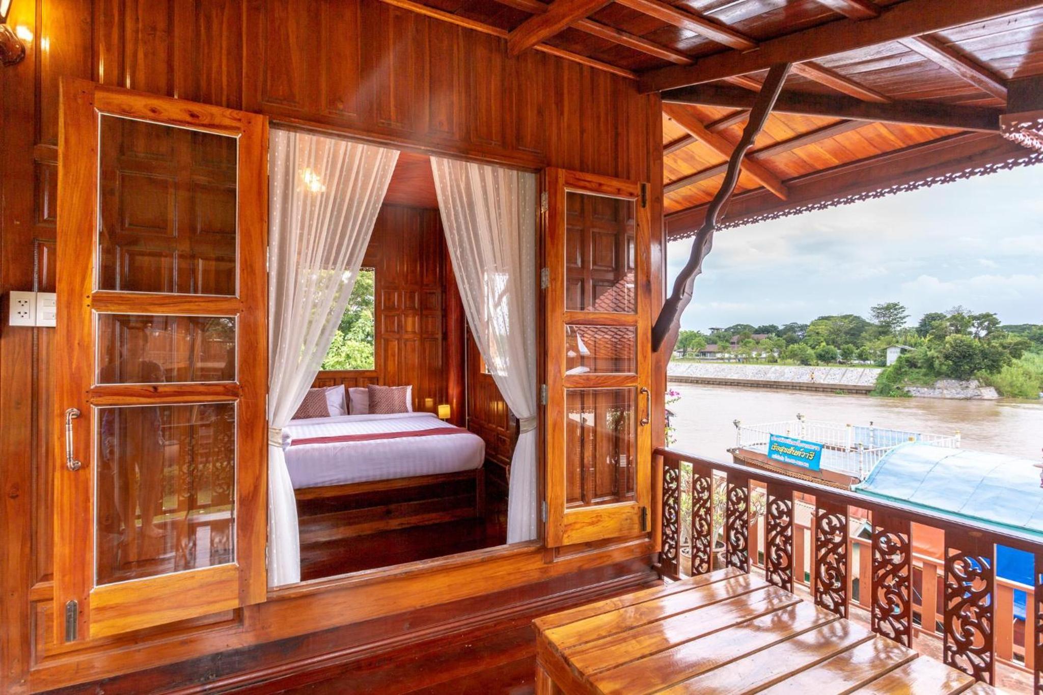 Villa with River View photo 2