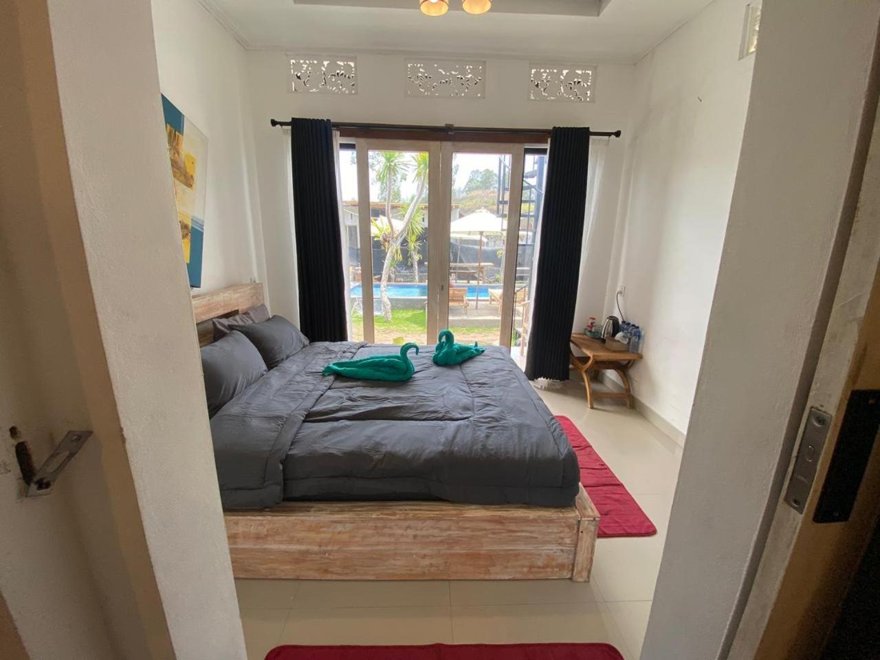 Twin Room with Mountain View