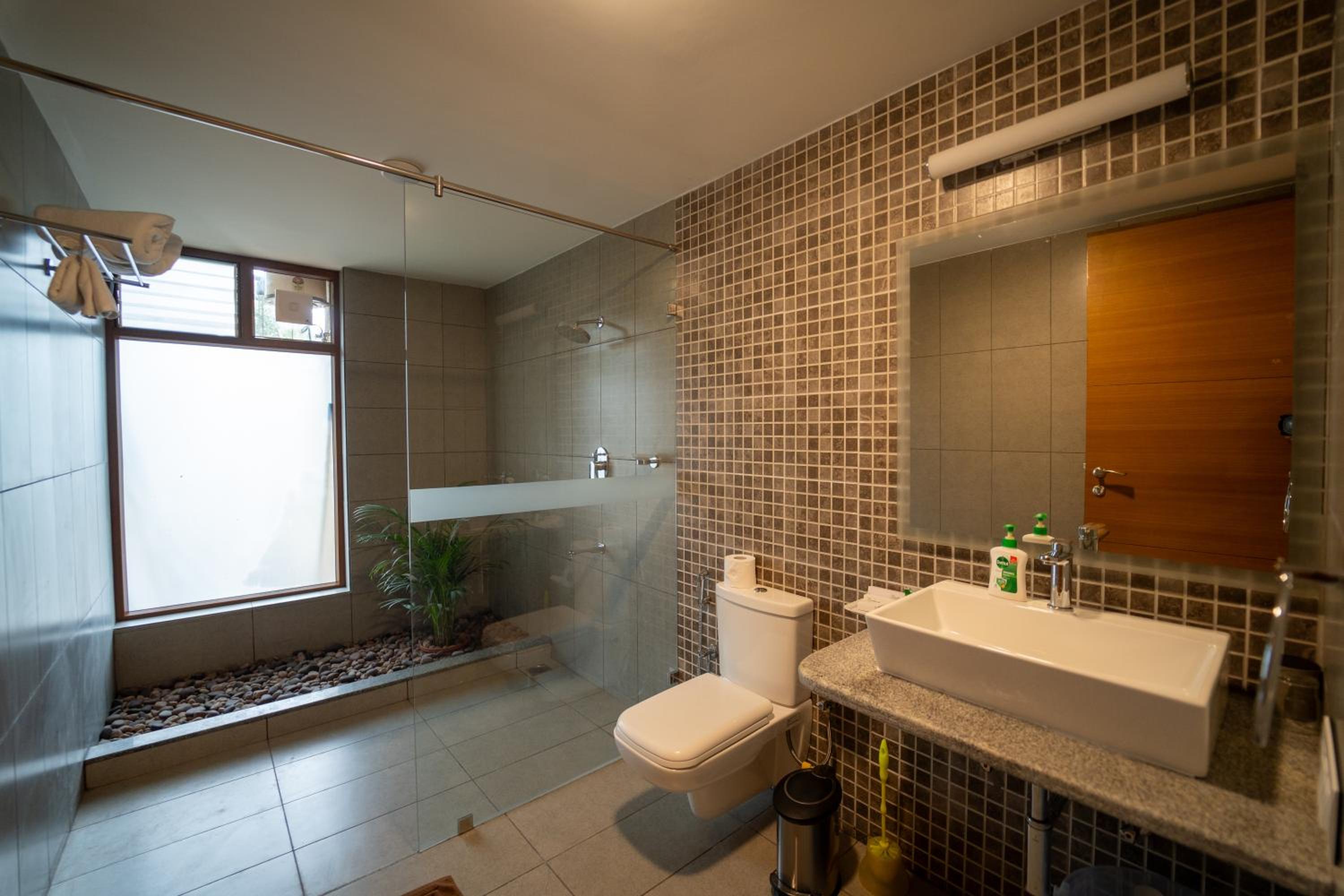 Two-Bedroom Suite - Photo 10