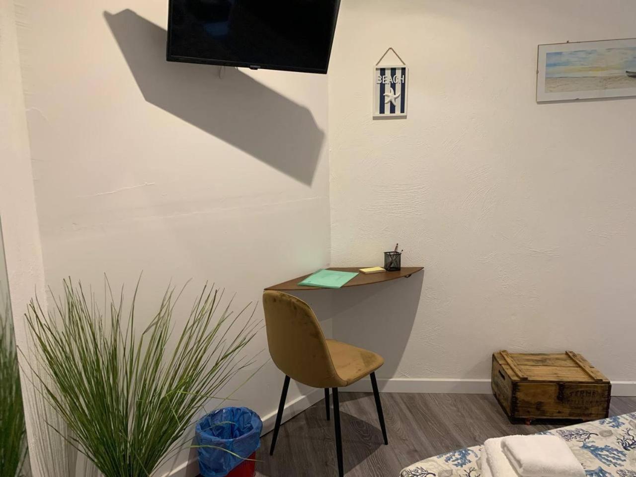 Comfort Triple Room