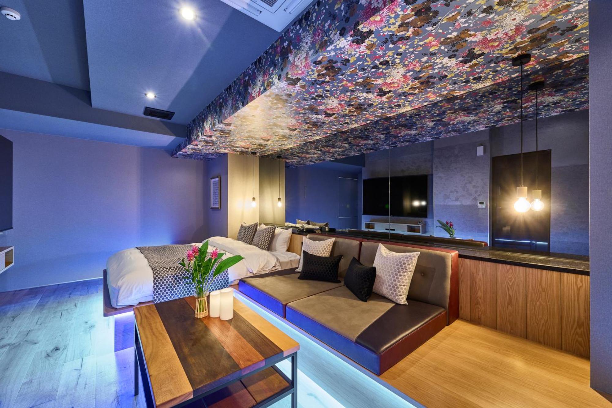 Double Room with Private External Bathroom