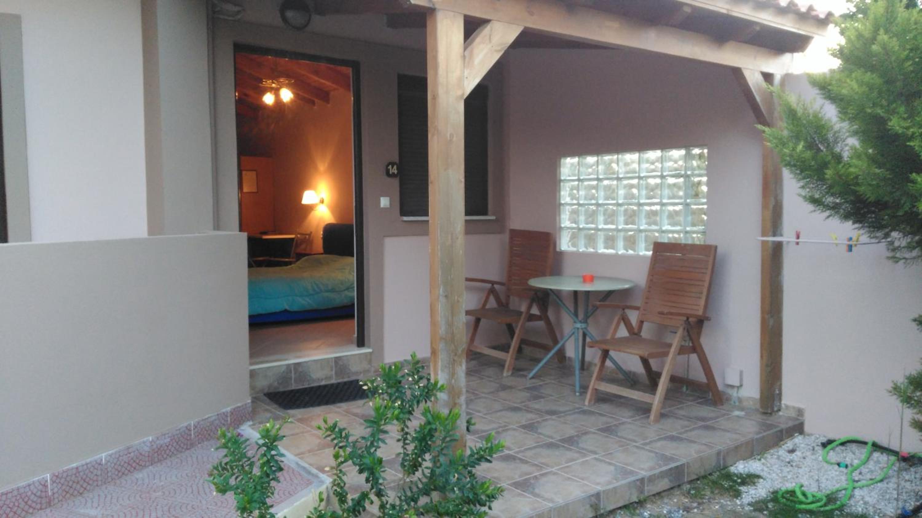 Bungalow with Garden View photo 3