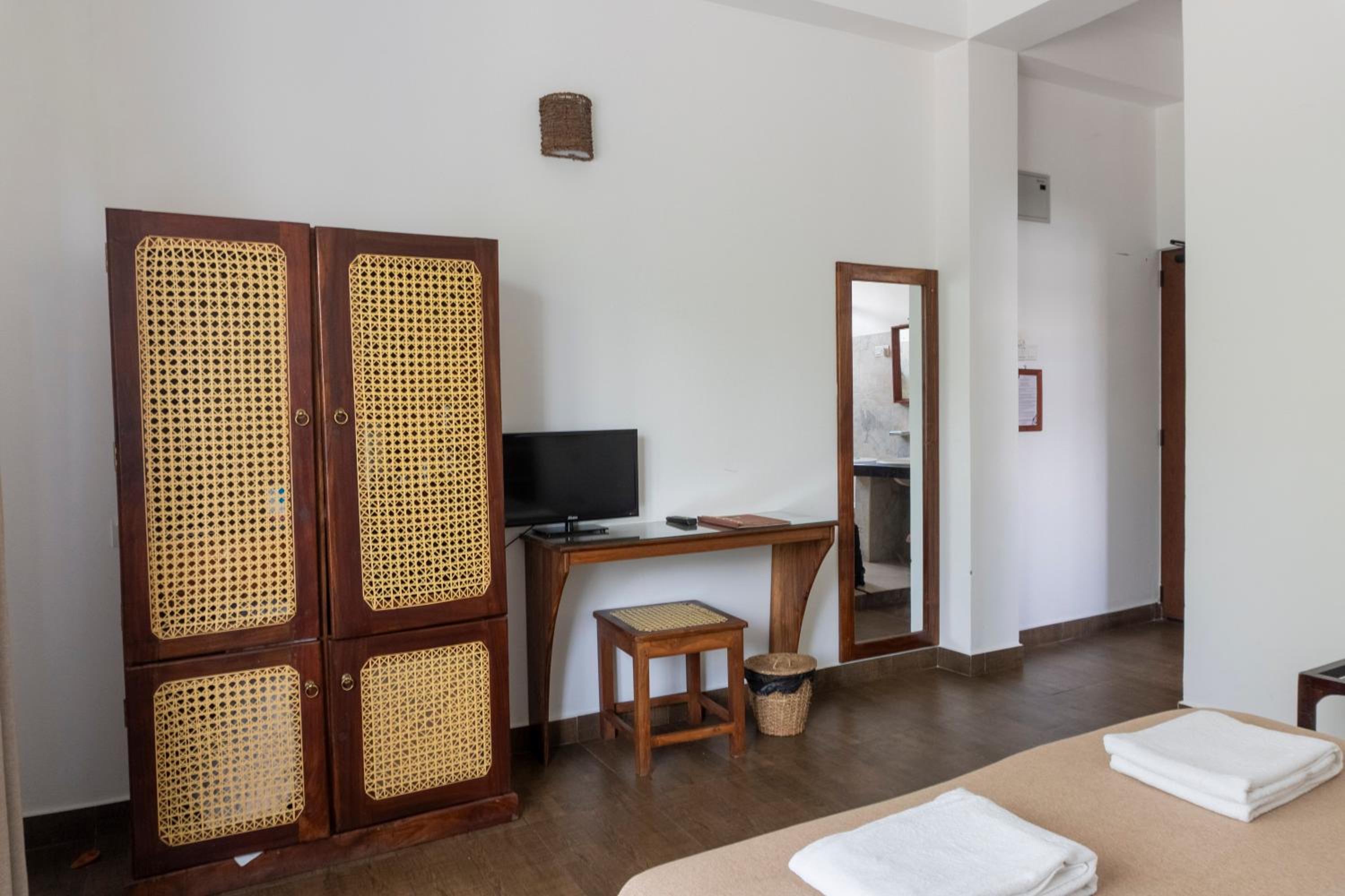 Standard Double or Twin Room Street View photo 3