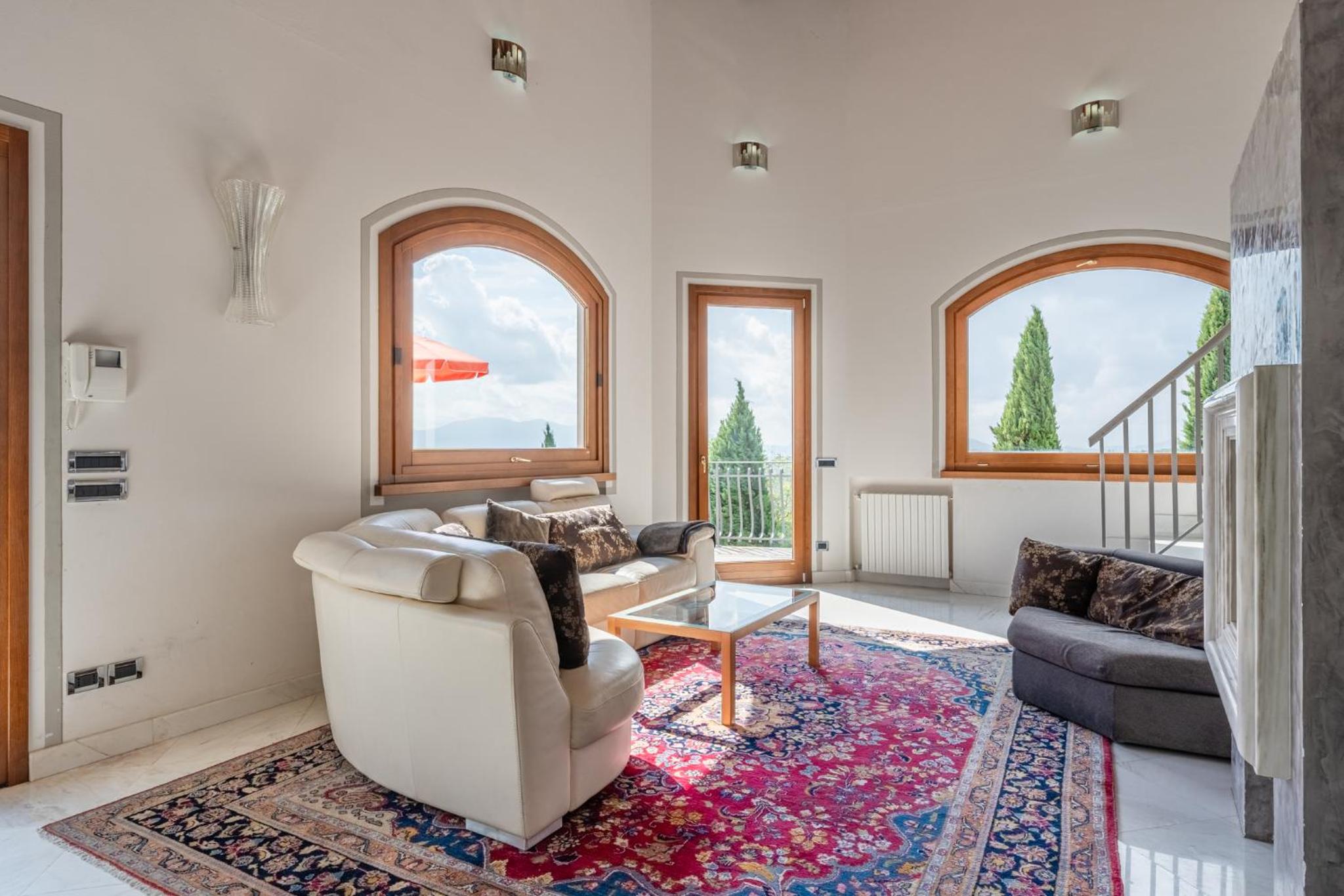 Villa with Garden View