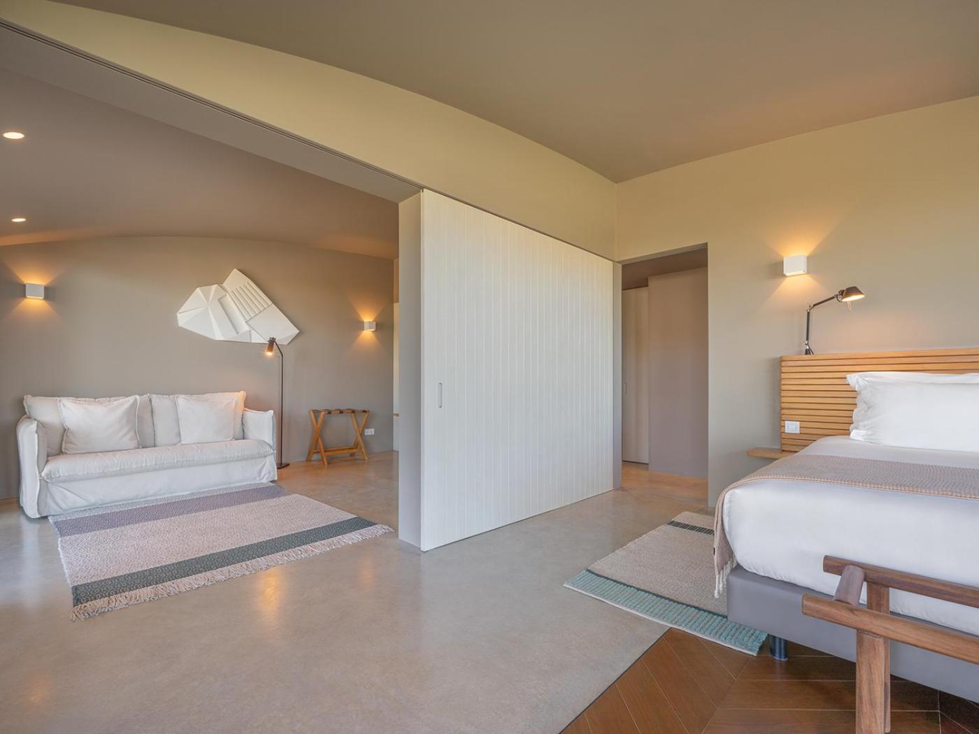 Superior Suite - Photo 1