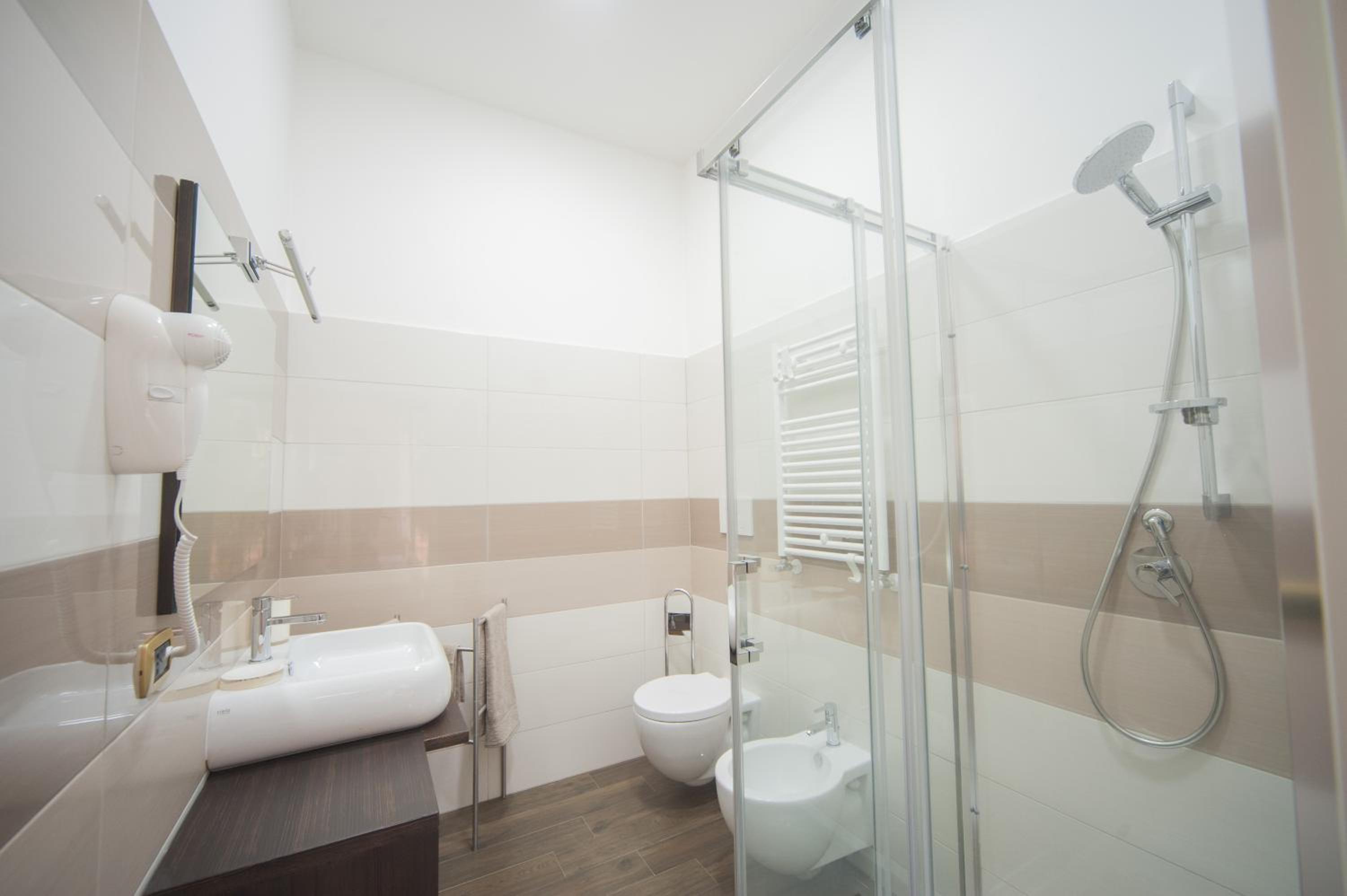 Deluxe Double Room with Extra Bed photo 2