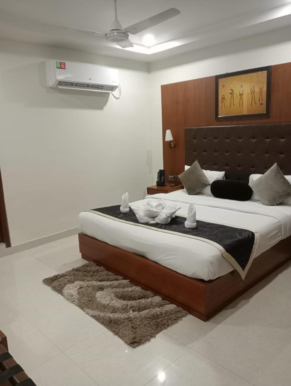 Standard Suite