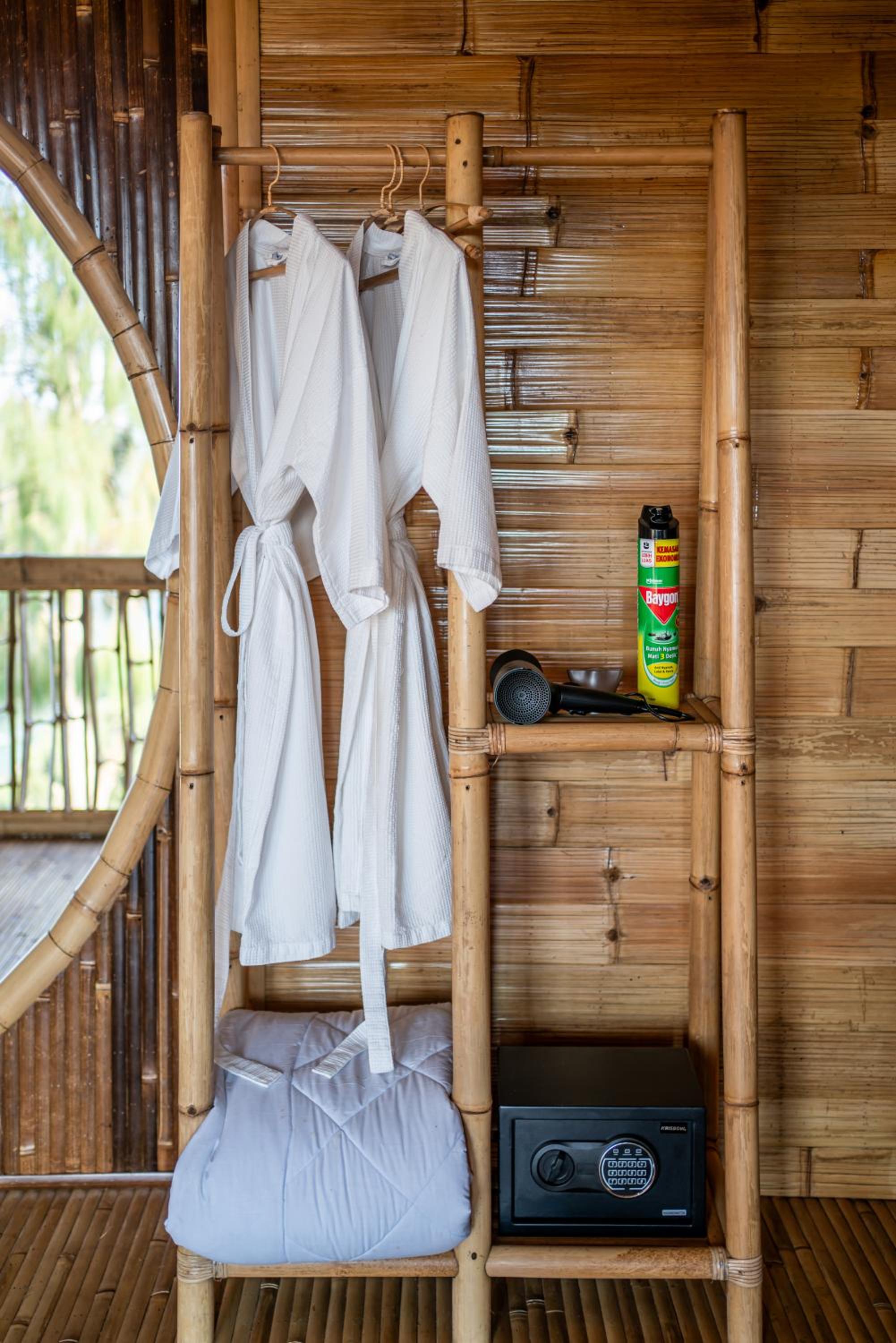 One Bedroom Plunge Pool Villa with Hills View - Photo 20