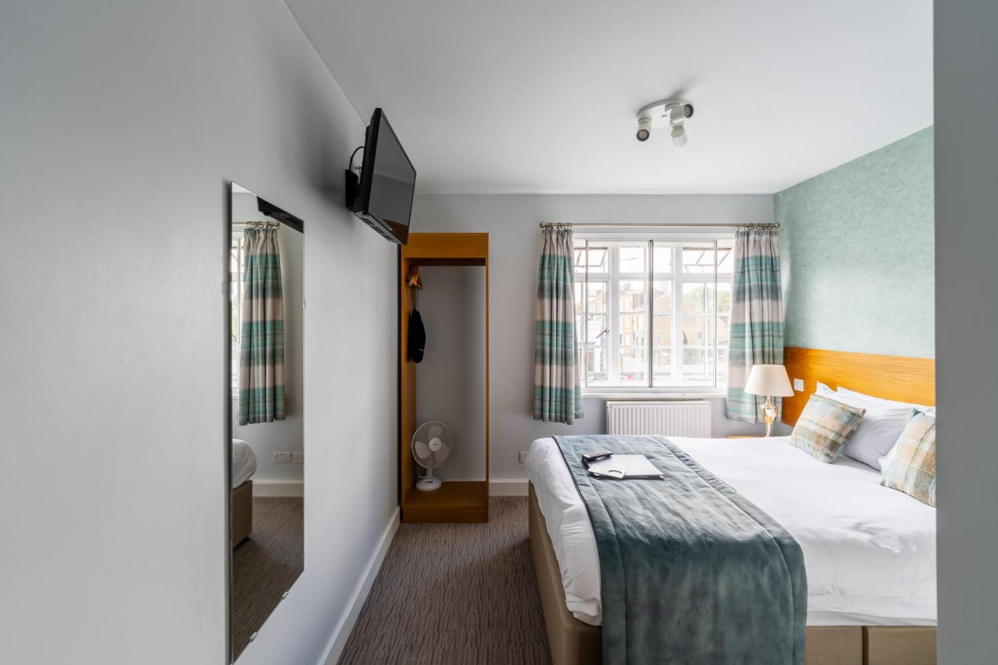 Double Room with Private Bathroom photo 1