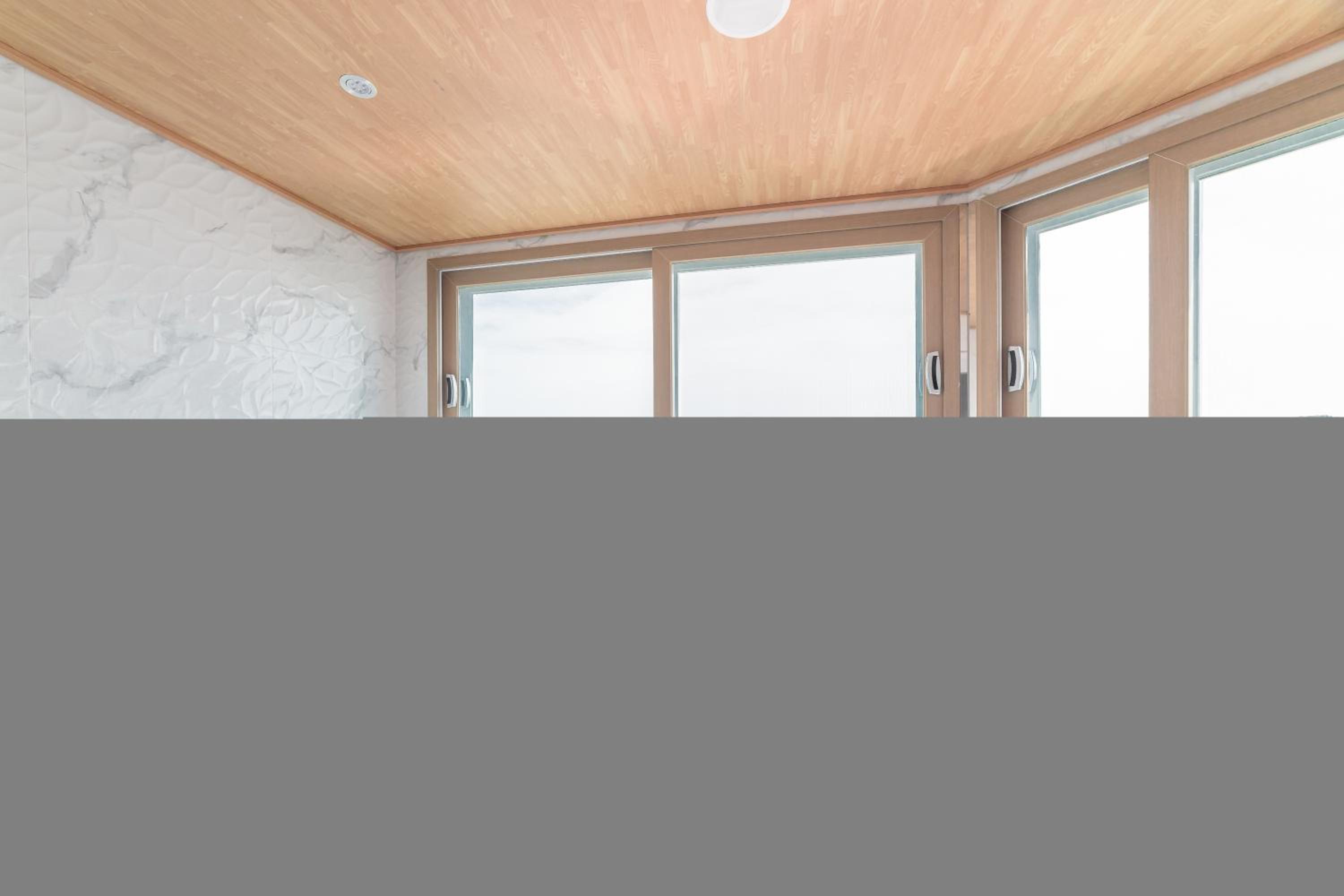 Double Room 8 - Photo 8