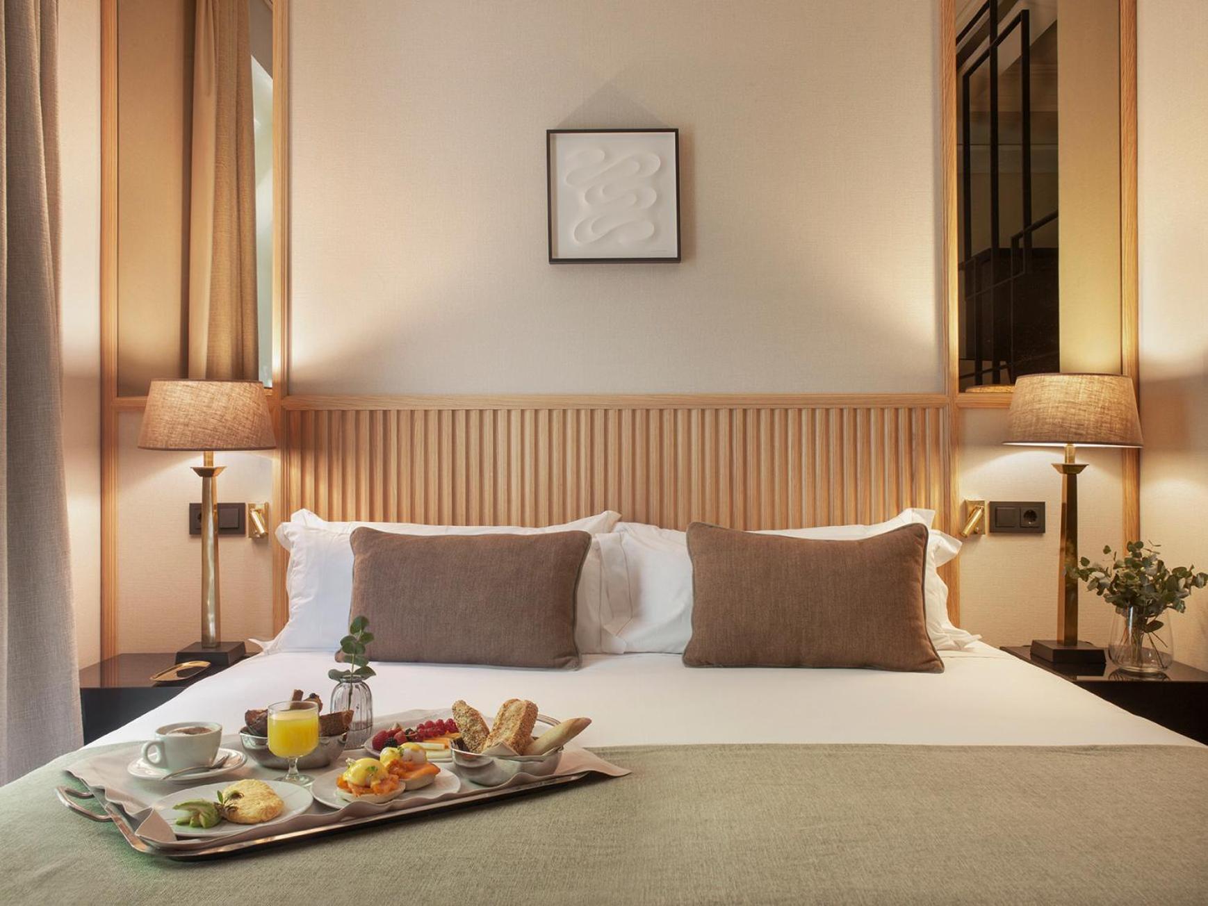 Junior Suite - Photo 1