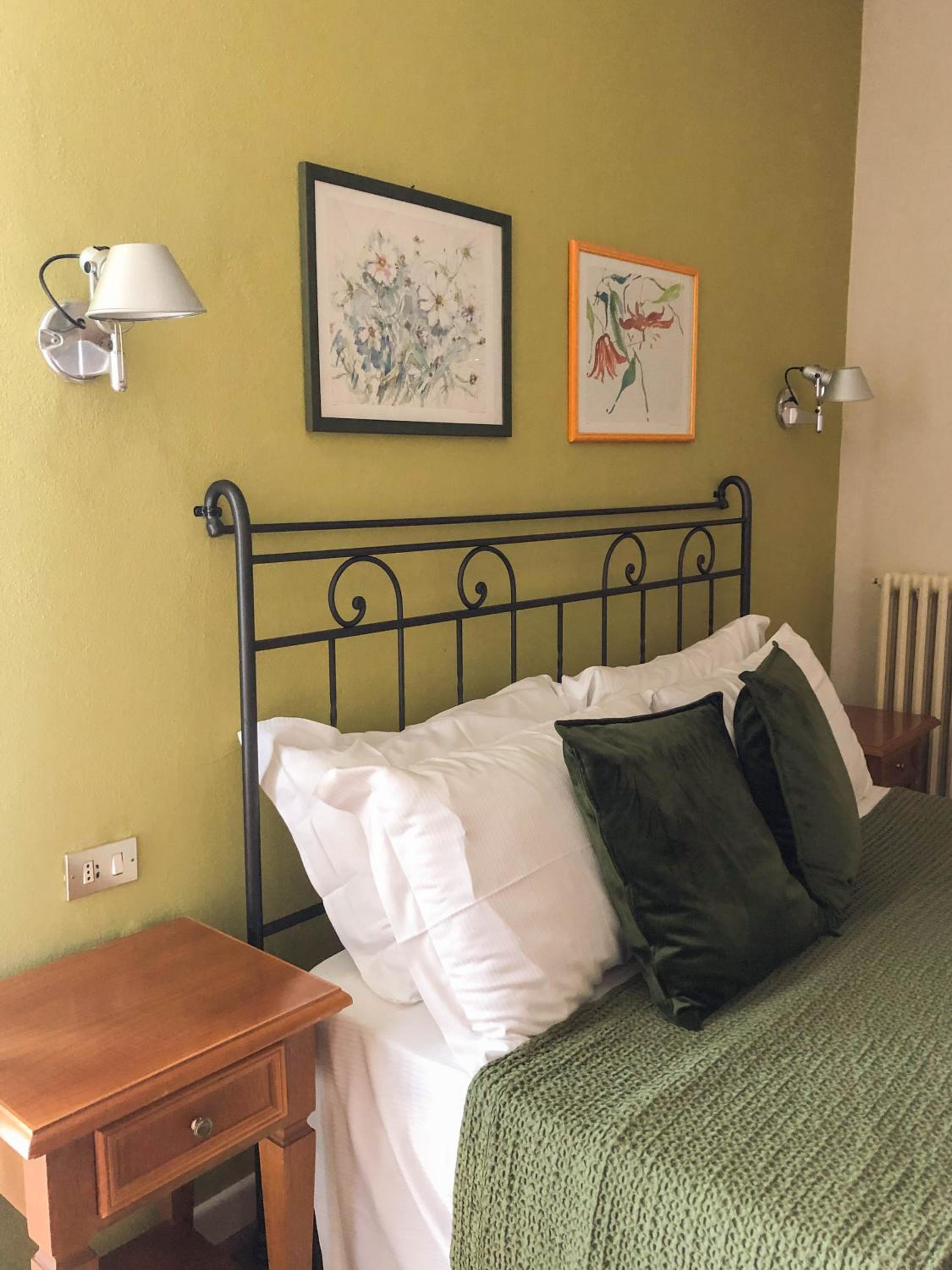 Double or Twin Room with Balcony - Photo 5