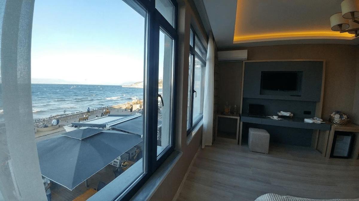 Double Room with Sea View photo 2