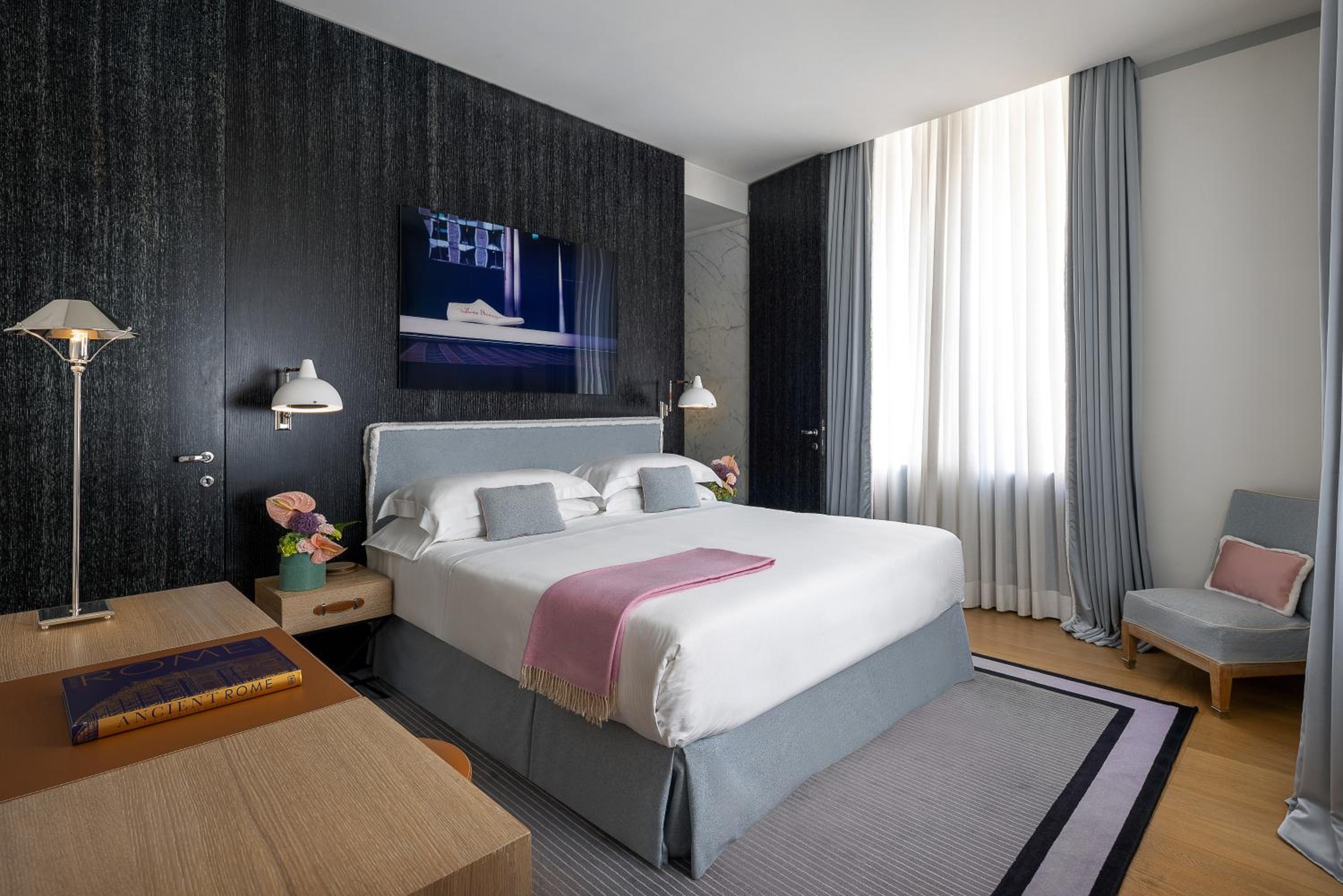 Available room