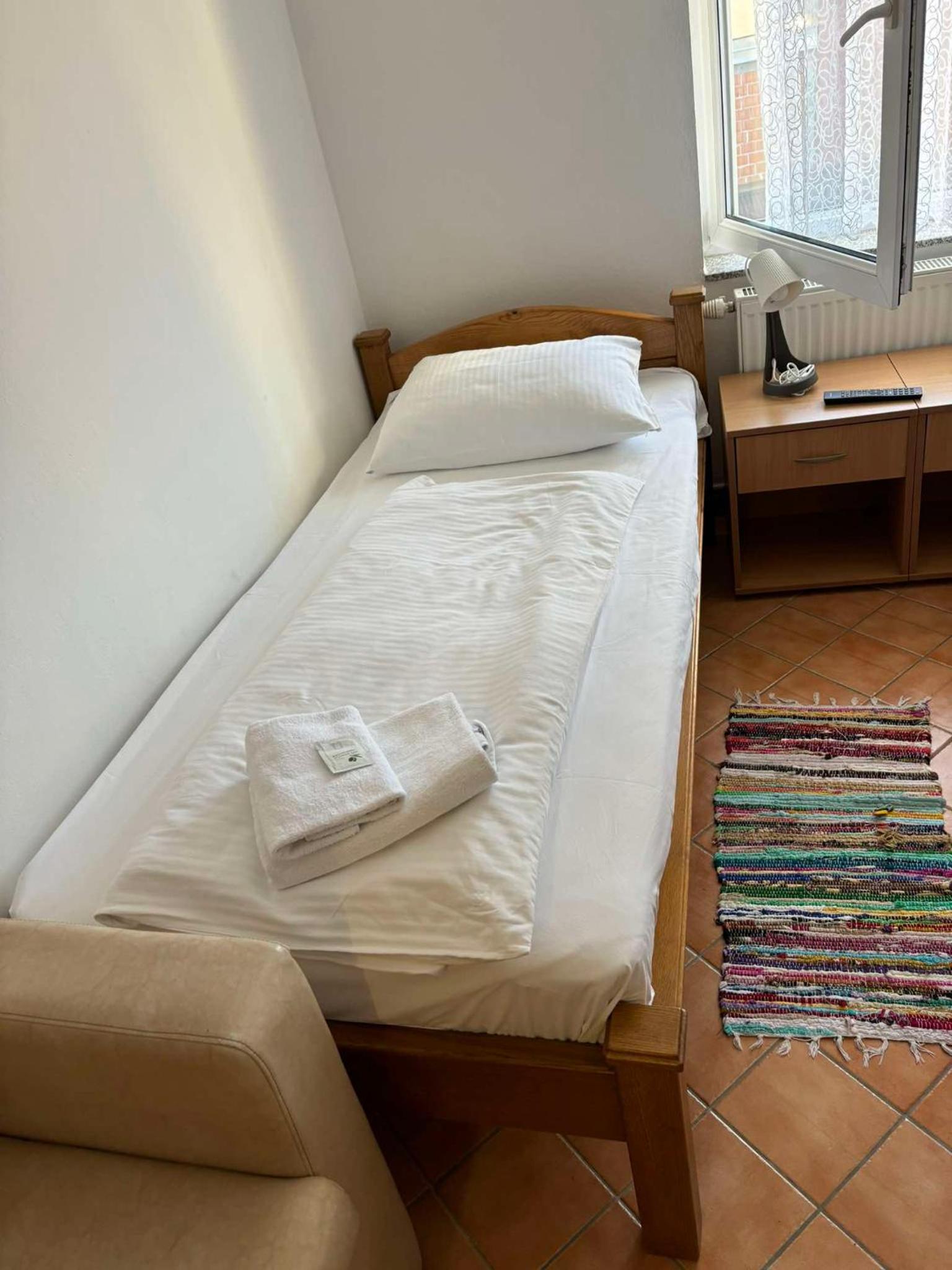 Twin Room photo 1