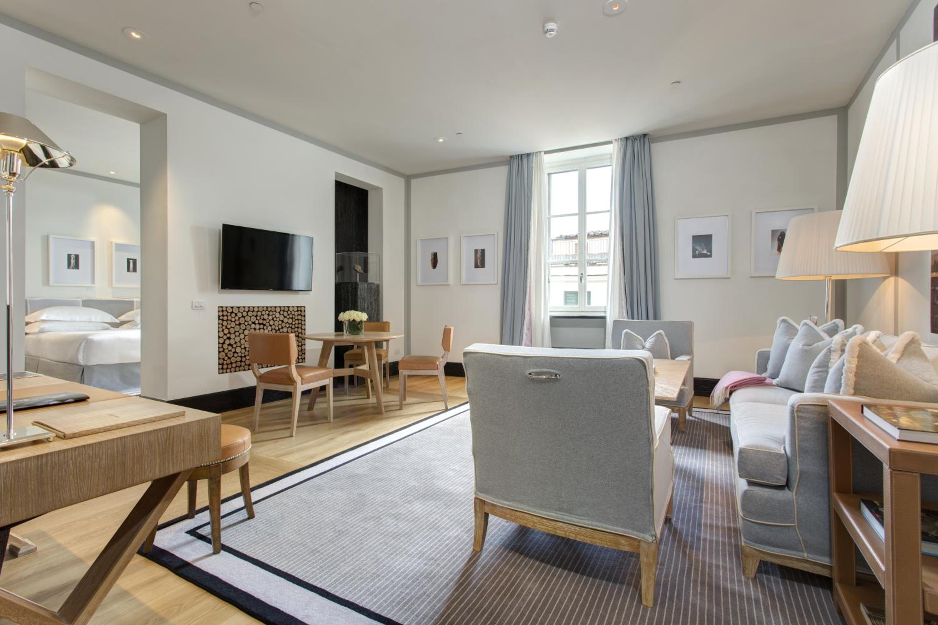 Suite (Non Smoking)