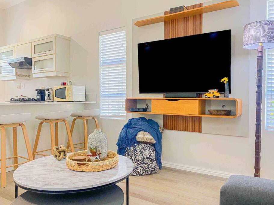 Two-Bedroom House photo 3