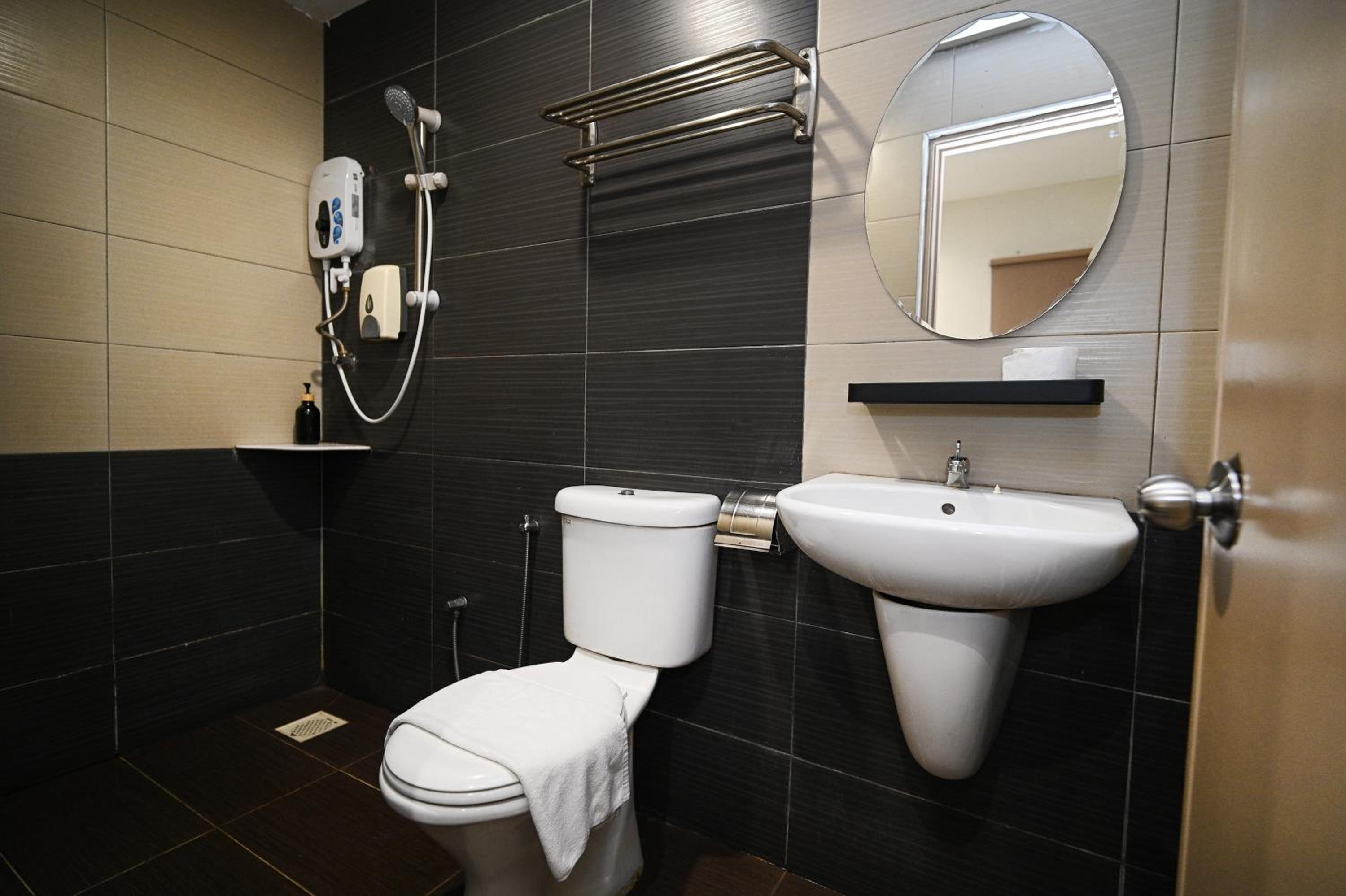 Deluxe Single Room photo 3