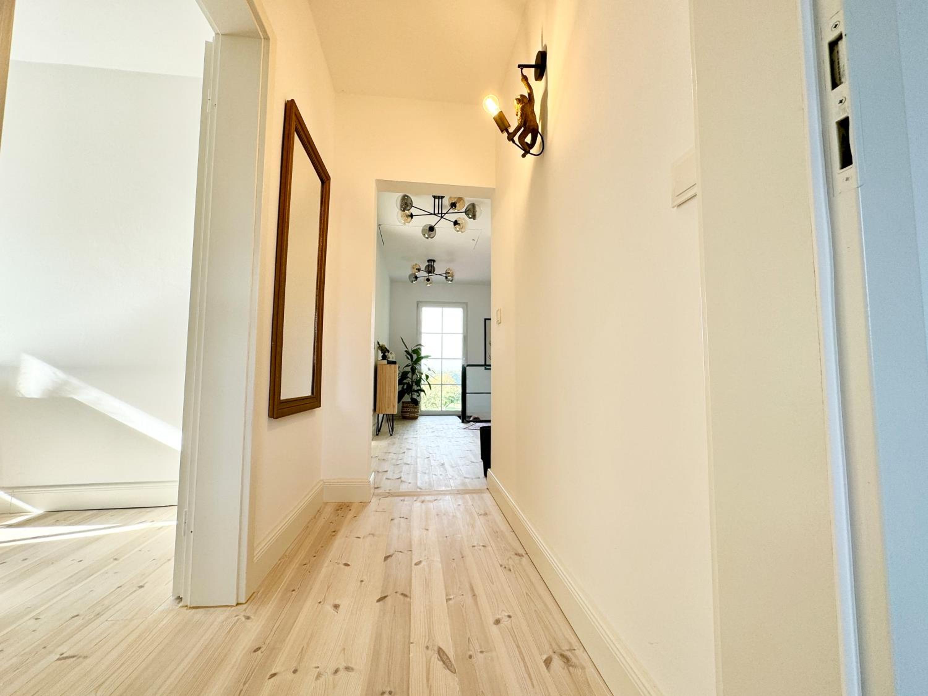 Four-Bedroom House photo 2