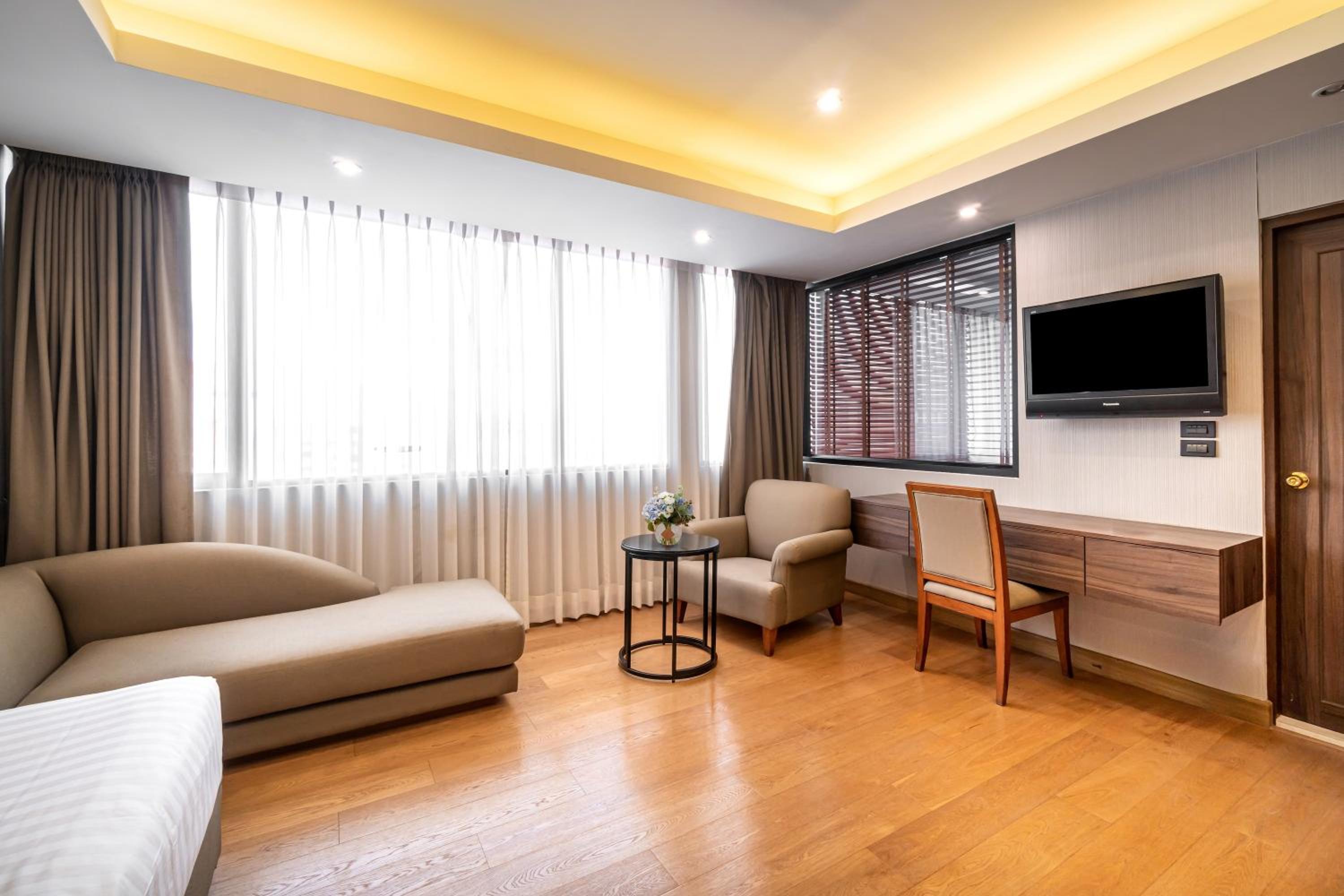 One-Bedroom Twin Suite photo 1