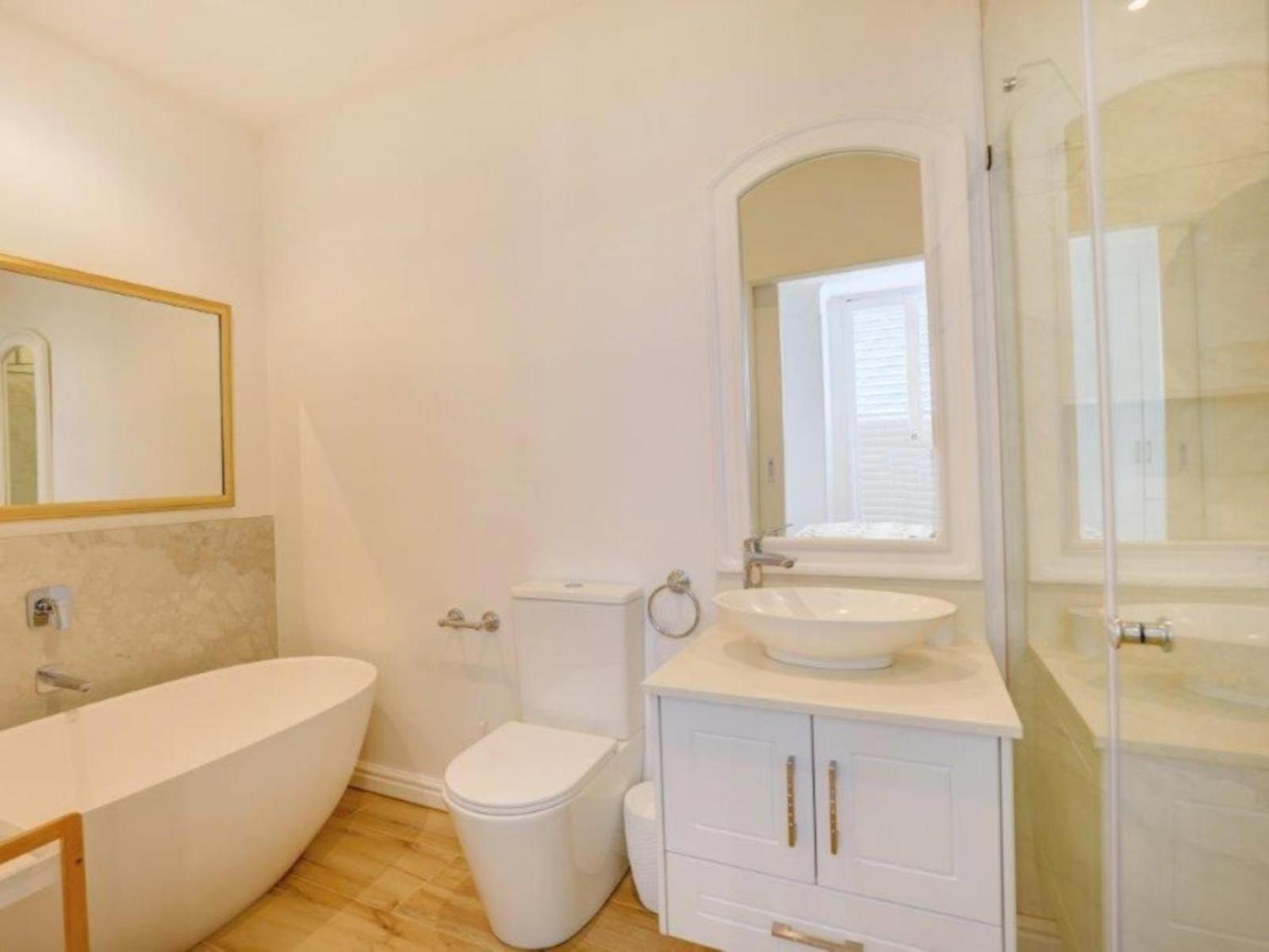 Luxury Suite photo 3