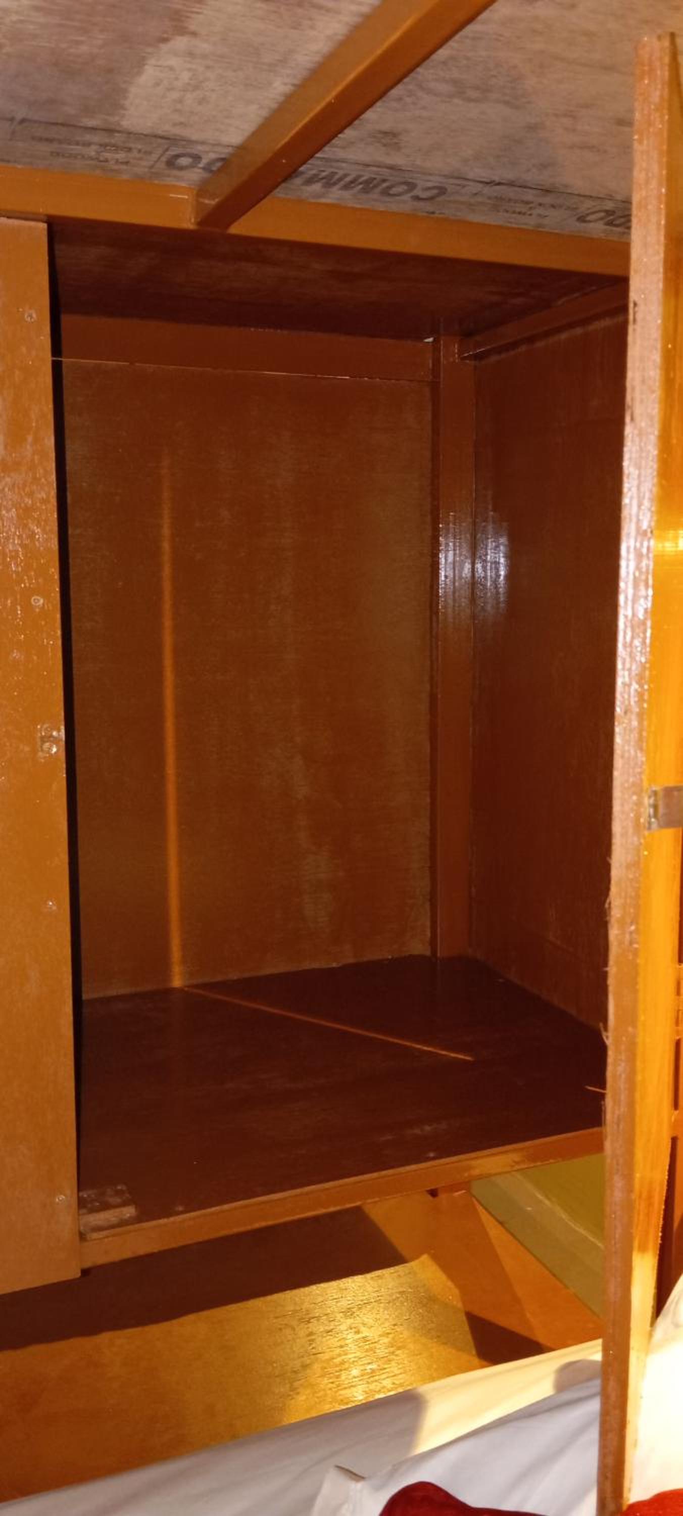 Bed in 10-Bed Mixed Dormitory Room photo 2