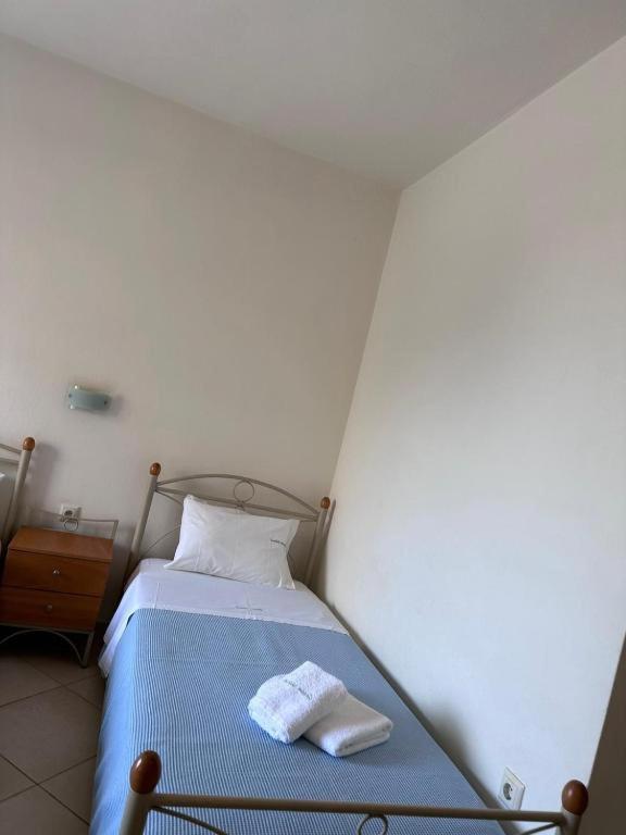 Triple Room with Balcony photo 3