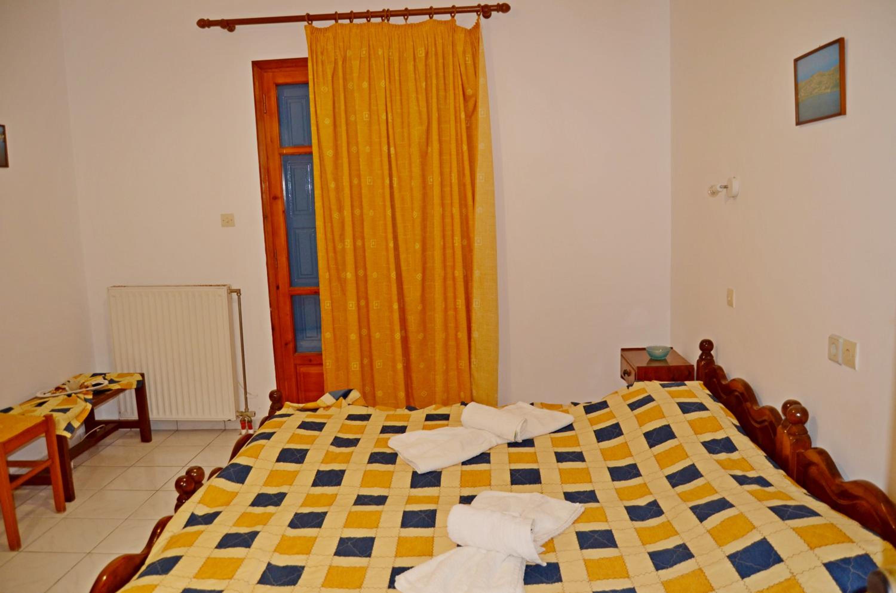Standard Triple Room photo 3
