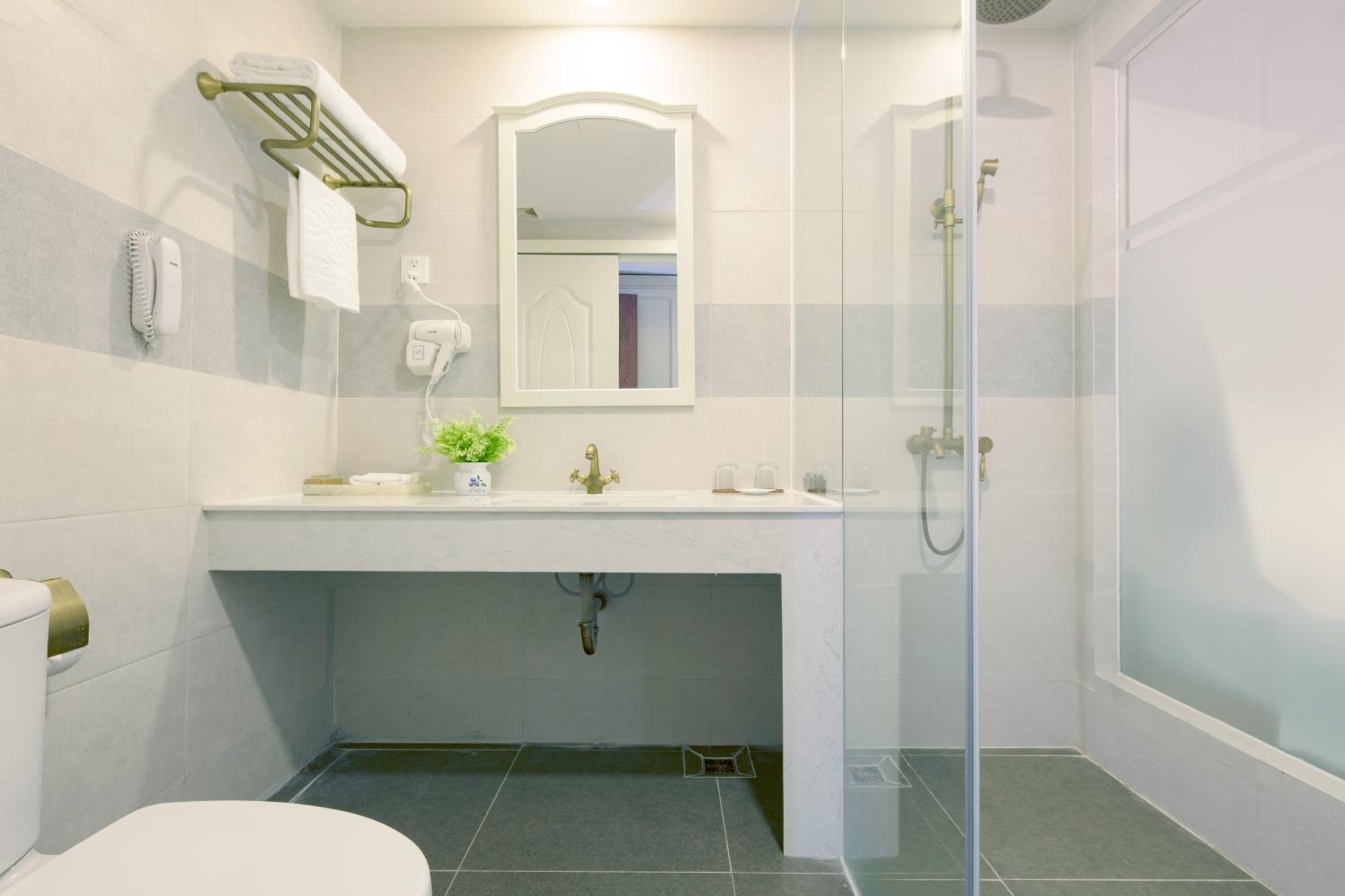 Superior Triple Room photo 2