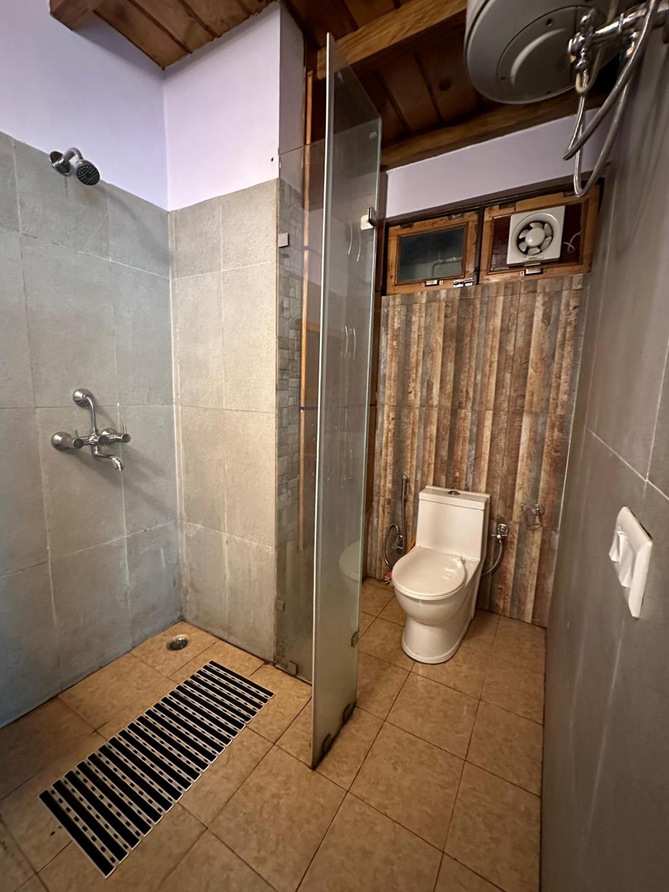 Two-Bedroom House photo 3