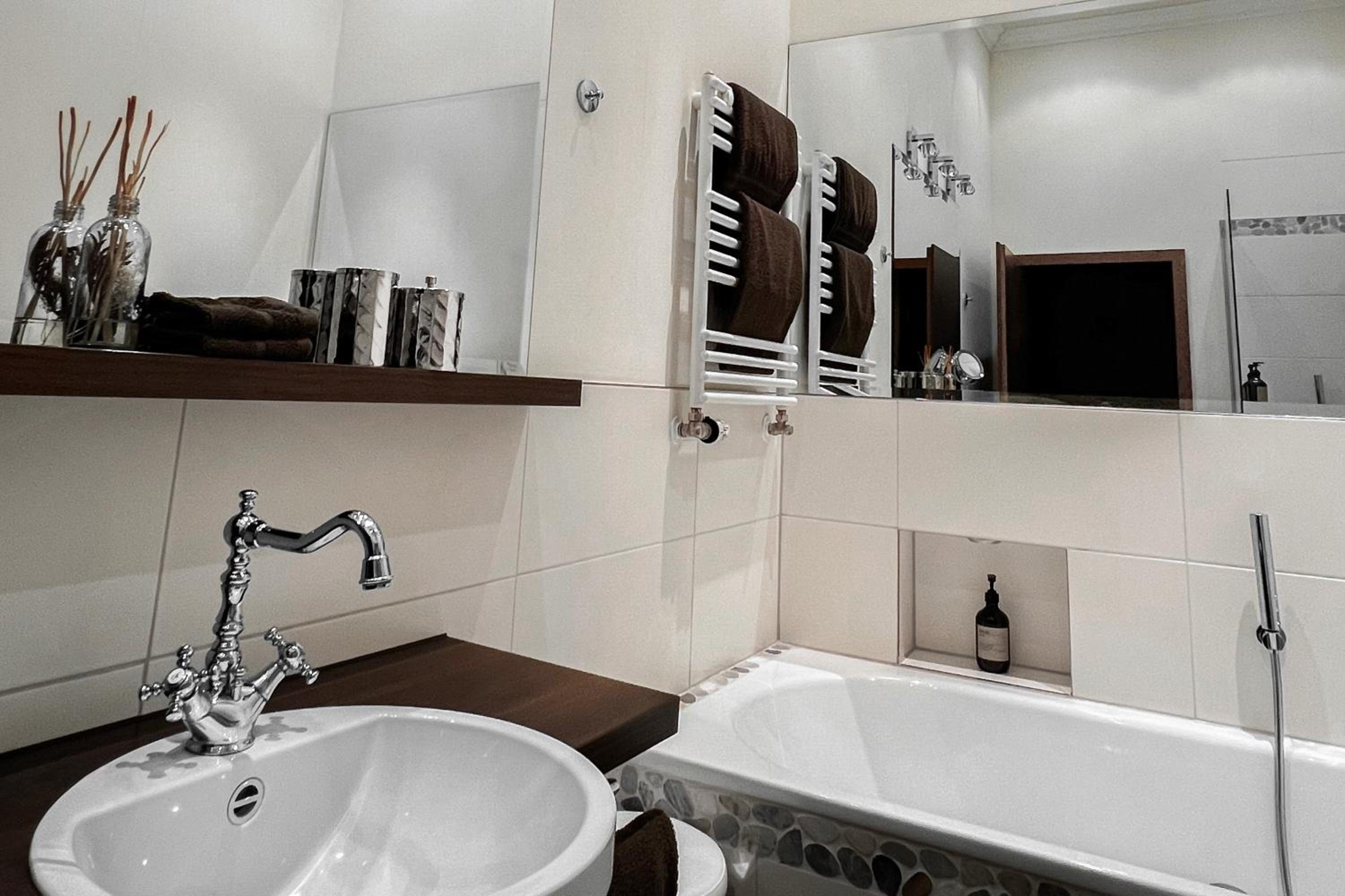Junior Suite 28 - Photo 3