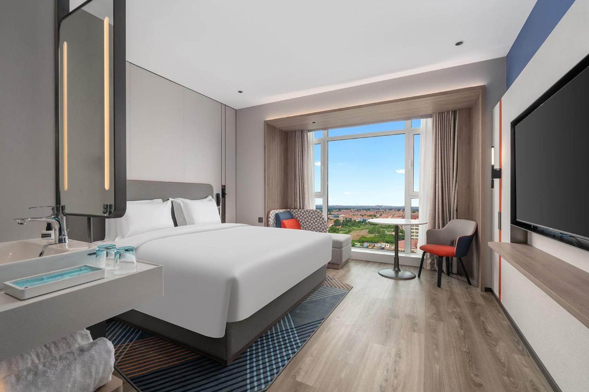 Standard King Room