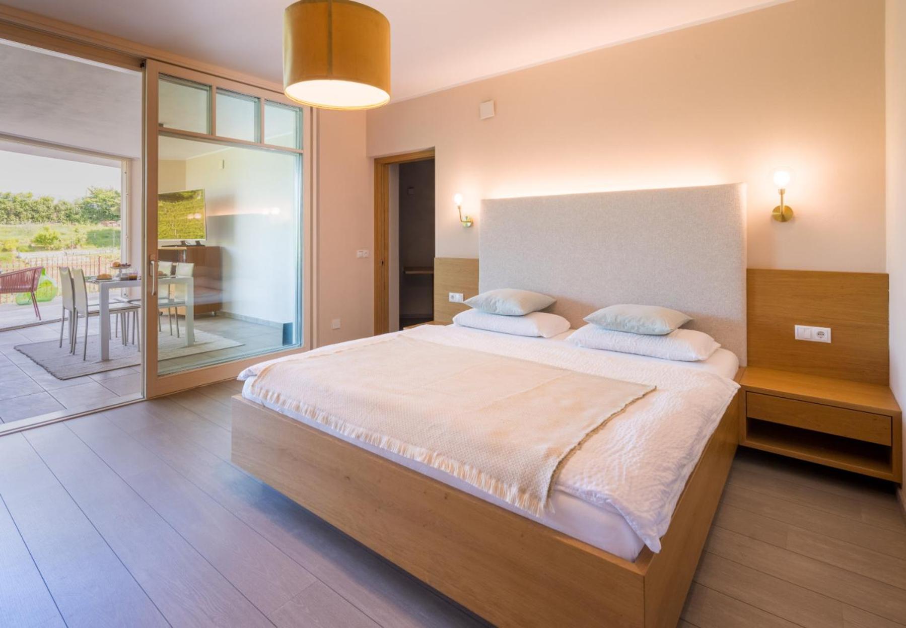 Superior Apartment with City View