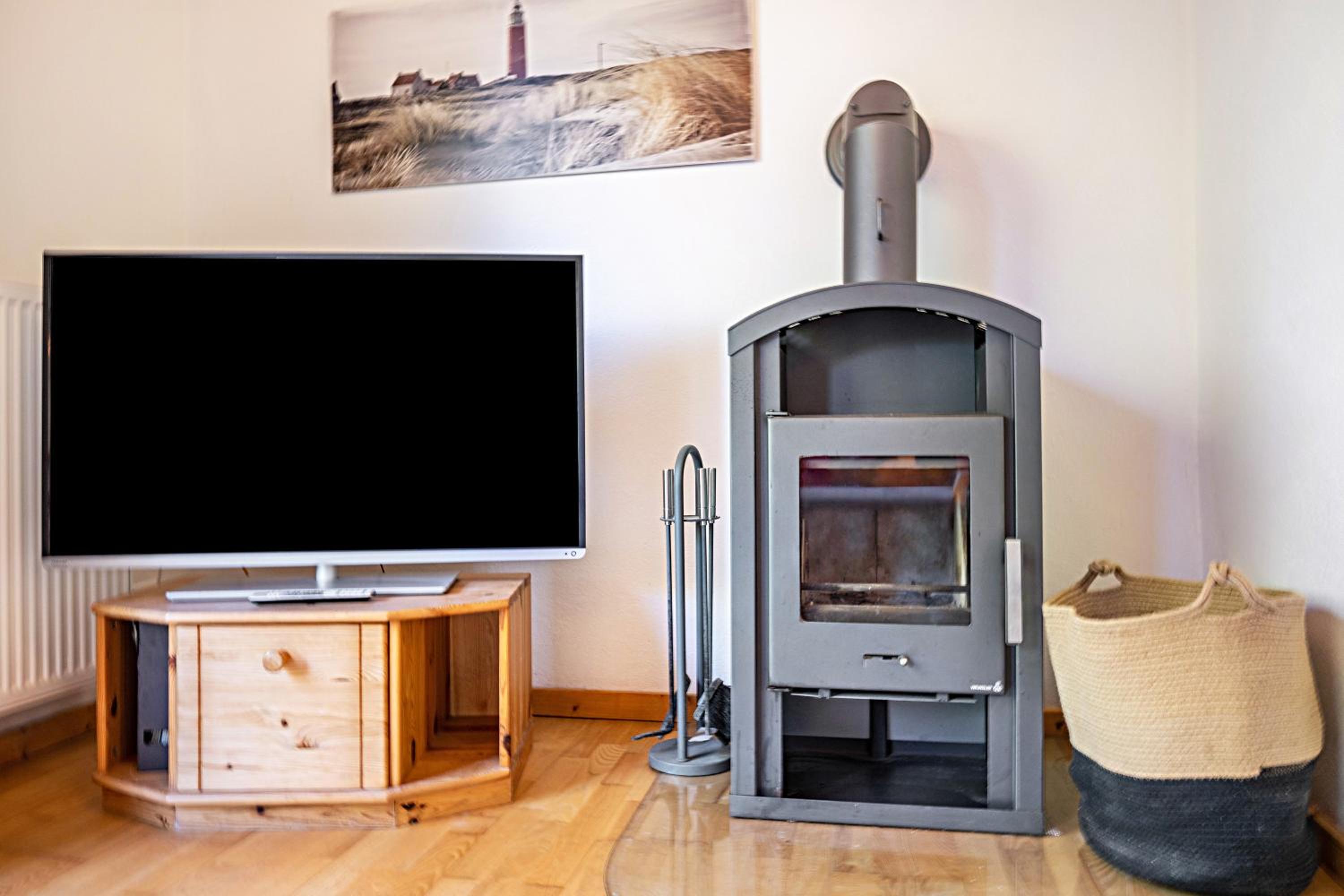 One-Bedroom Apartment with Garden photo 2