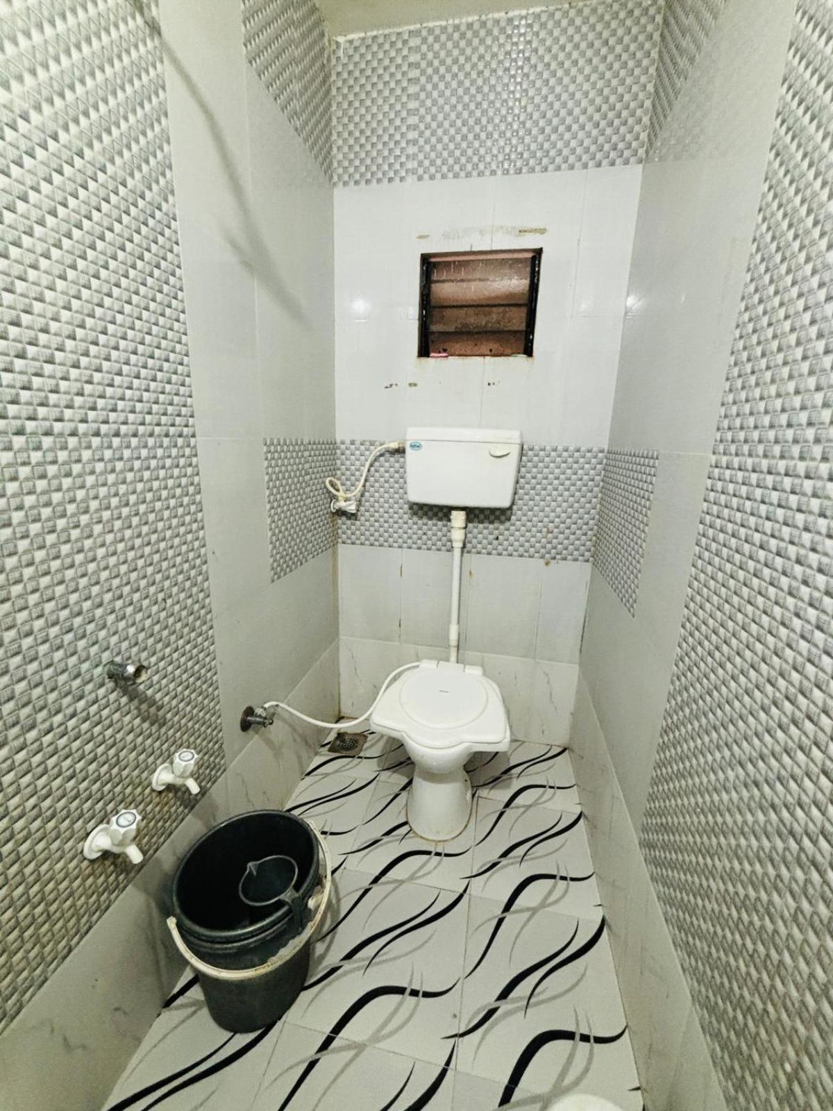 Deluxe Double Room (2 Adults + 1 Child) photo 2