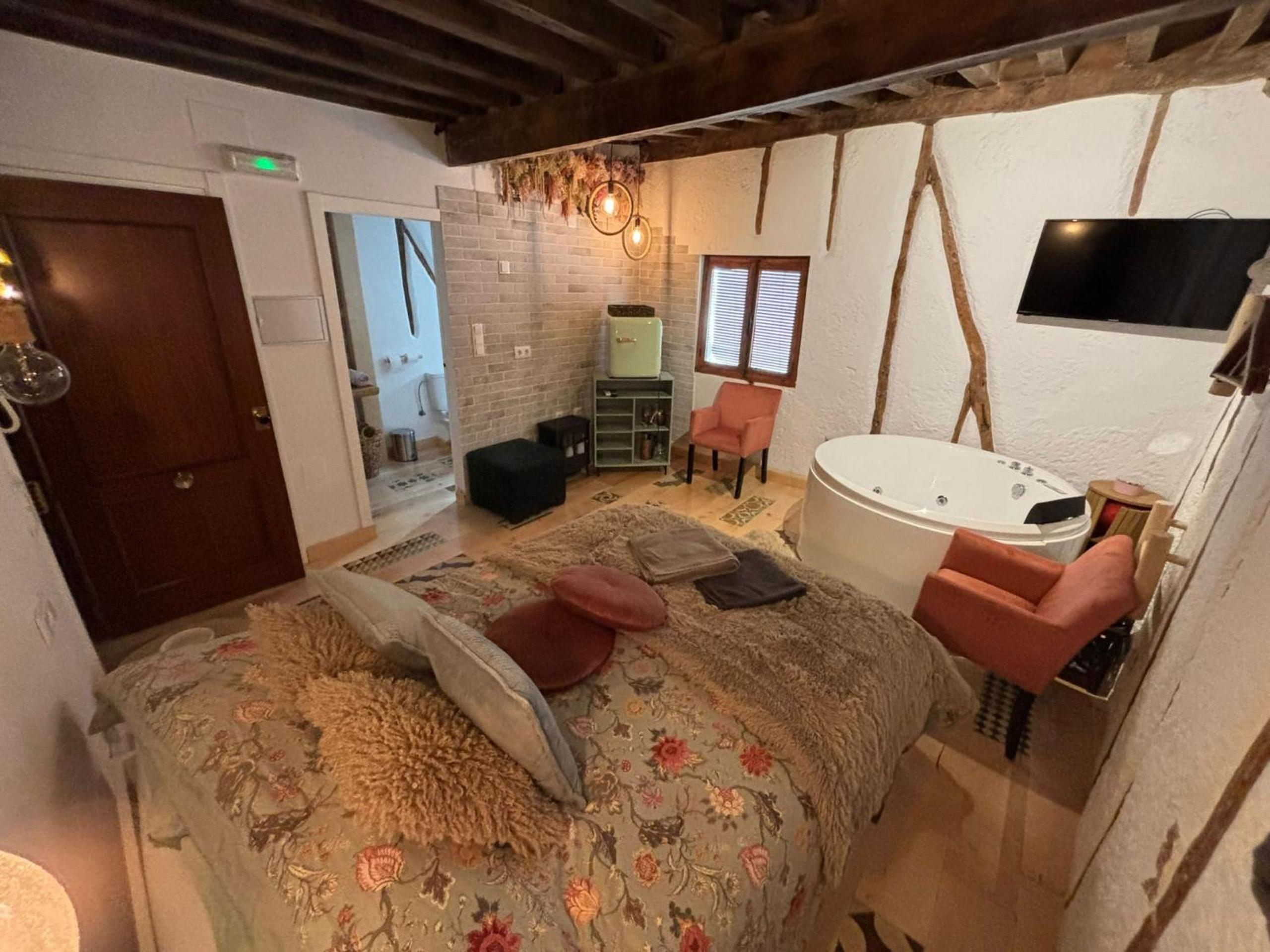 Habitación Queen con Bañera de Hidromasaje