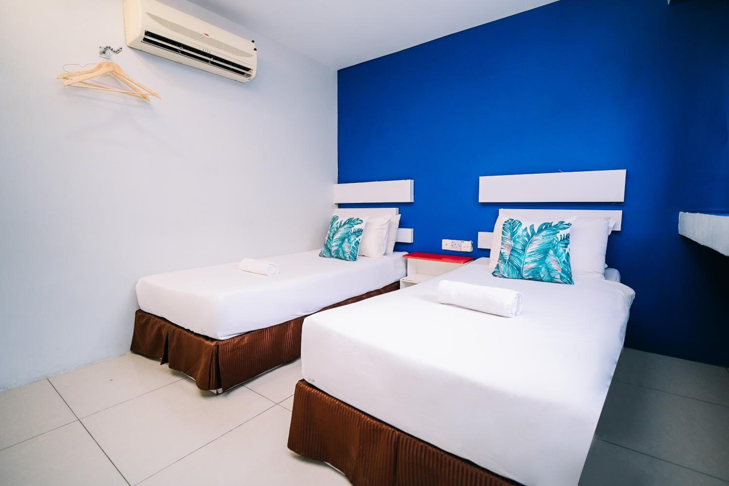 Deluxe Twin Room - Photo 3