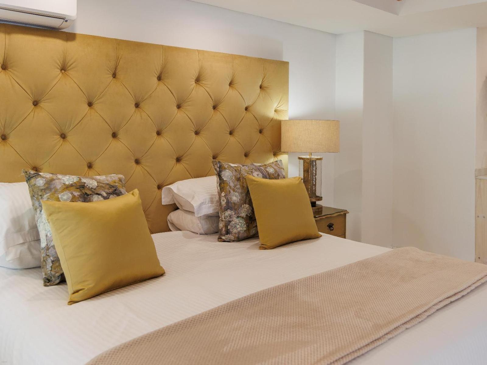 Standard King Room photo 2