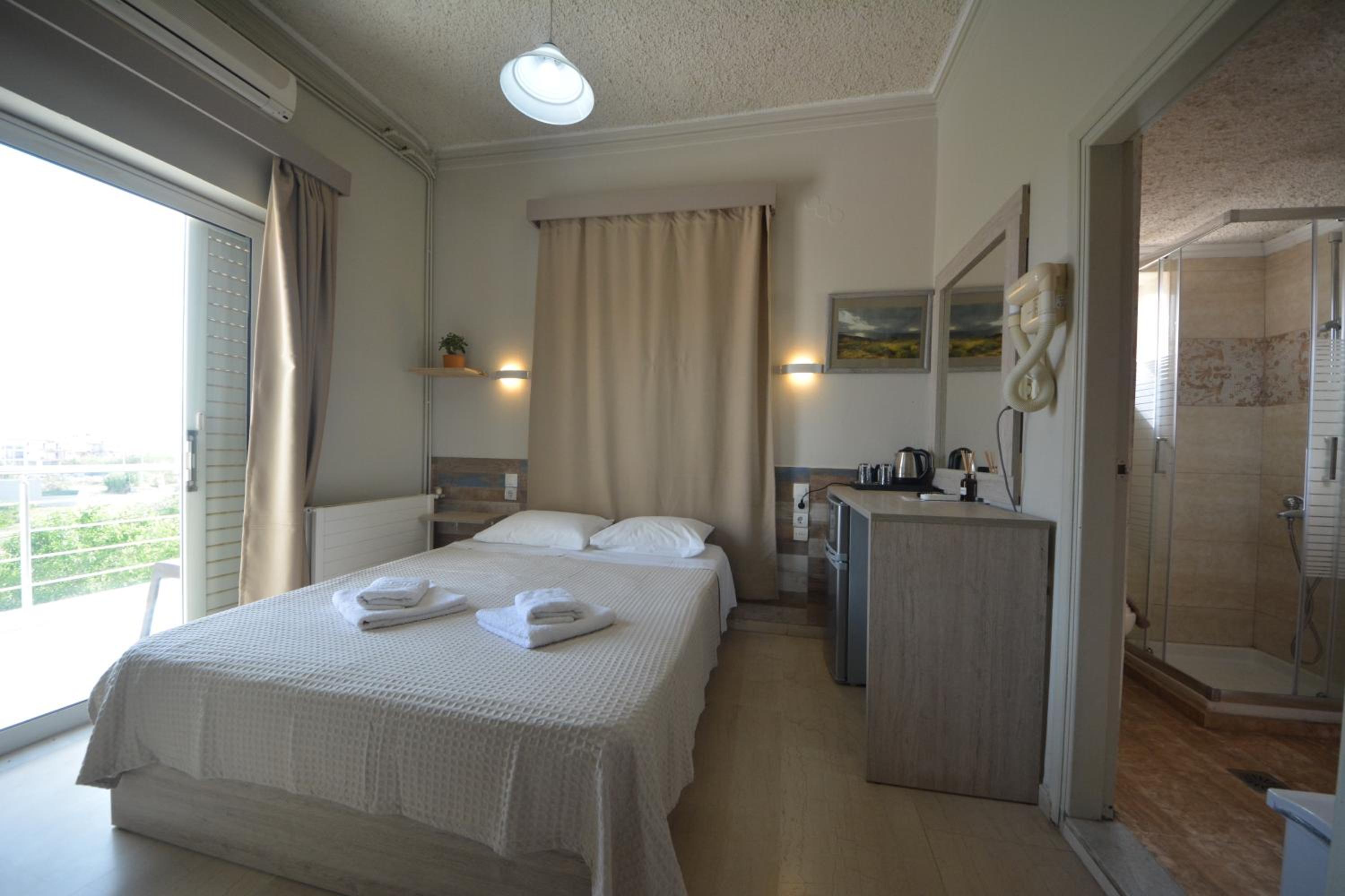 Double or Twin Room - Photo 20
